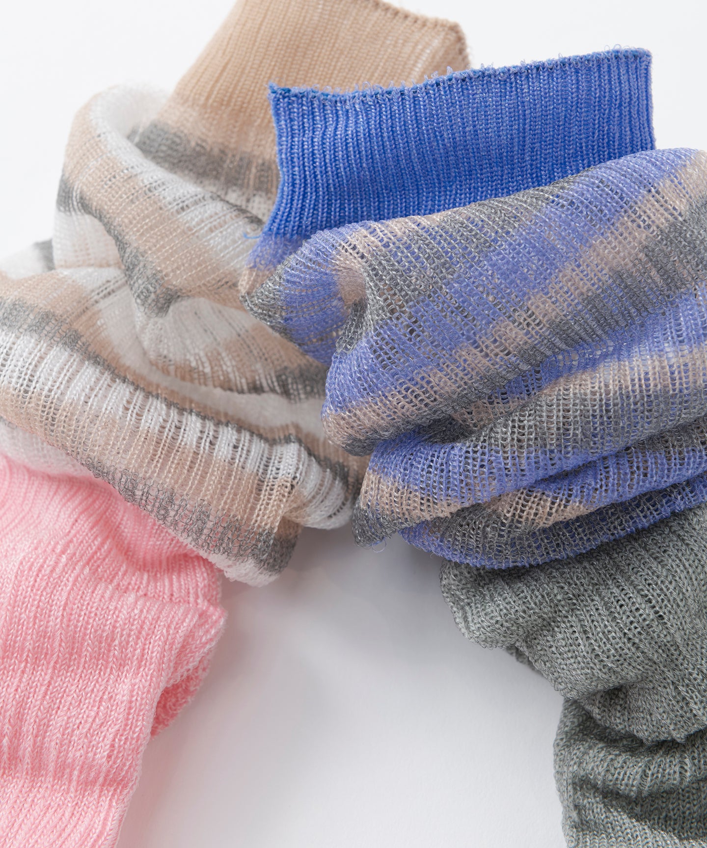 SHEER BORDER LOOSE SOCKS