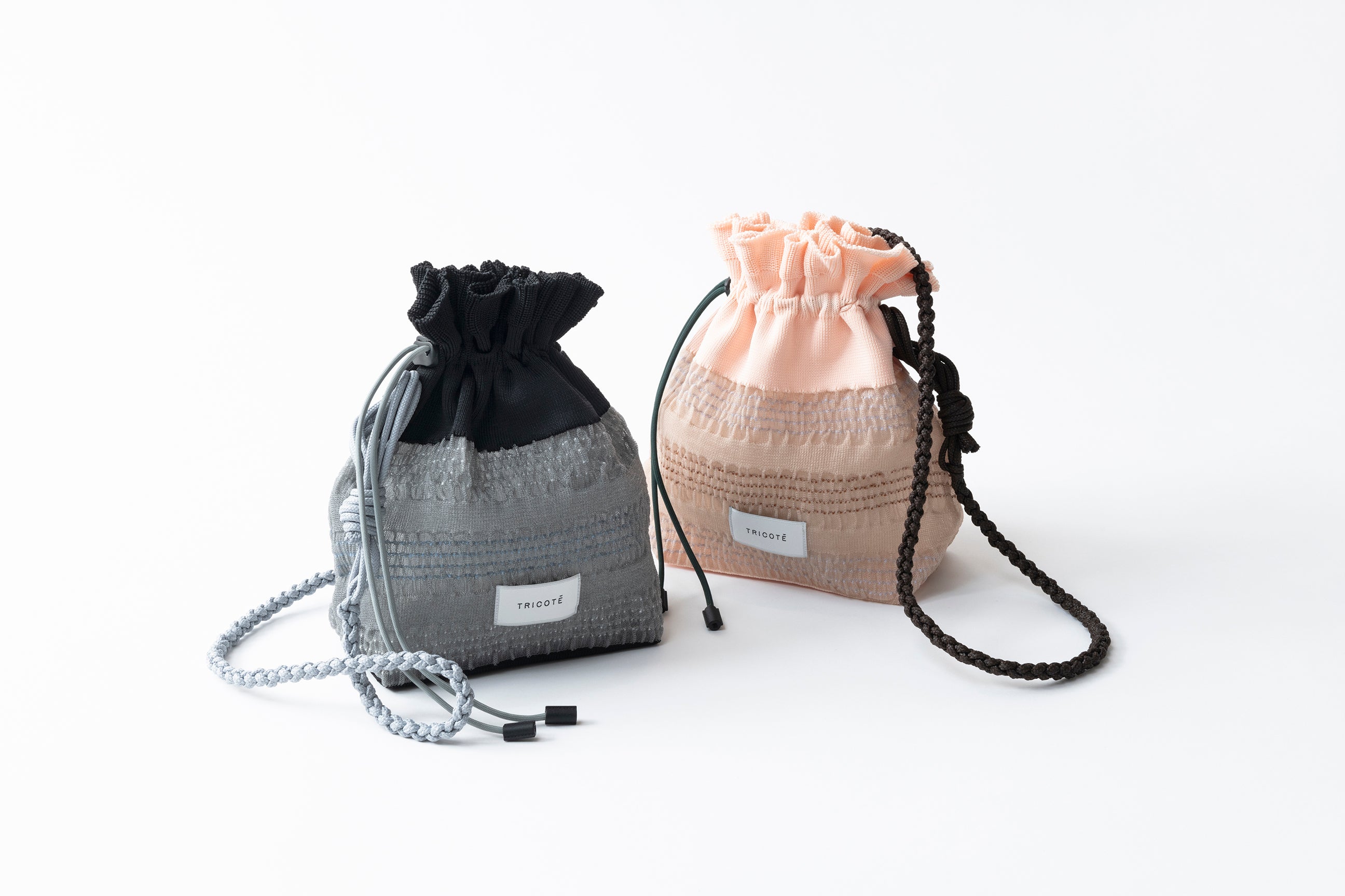 BORDER TRANCEPARENT PAUCH BAG