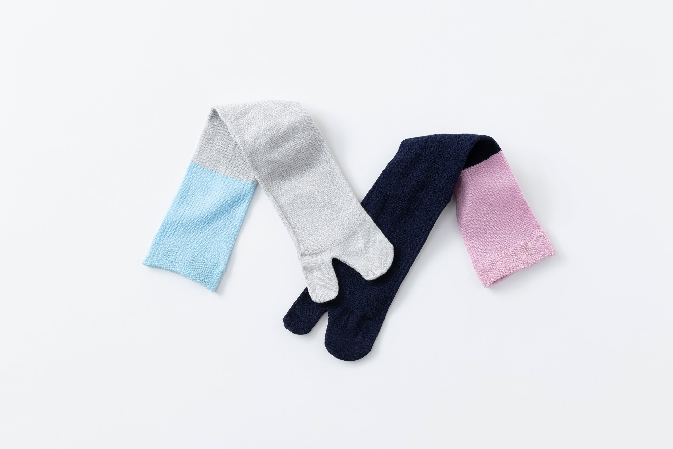BICOLOR TABI SOCKS