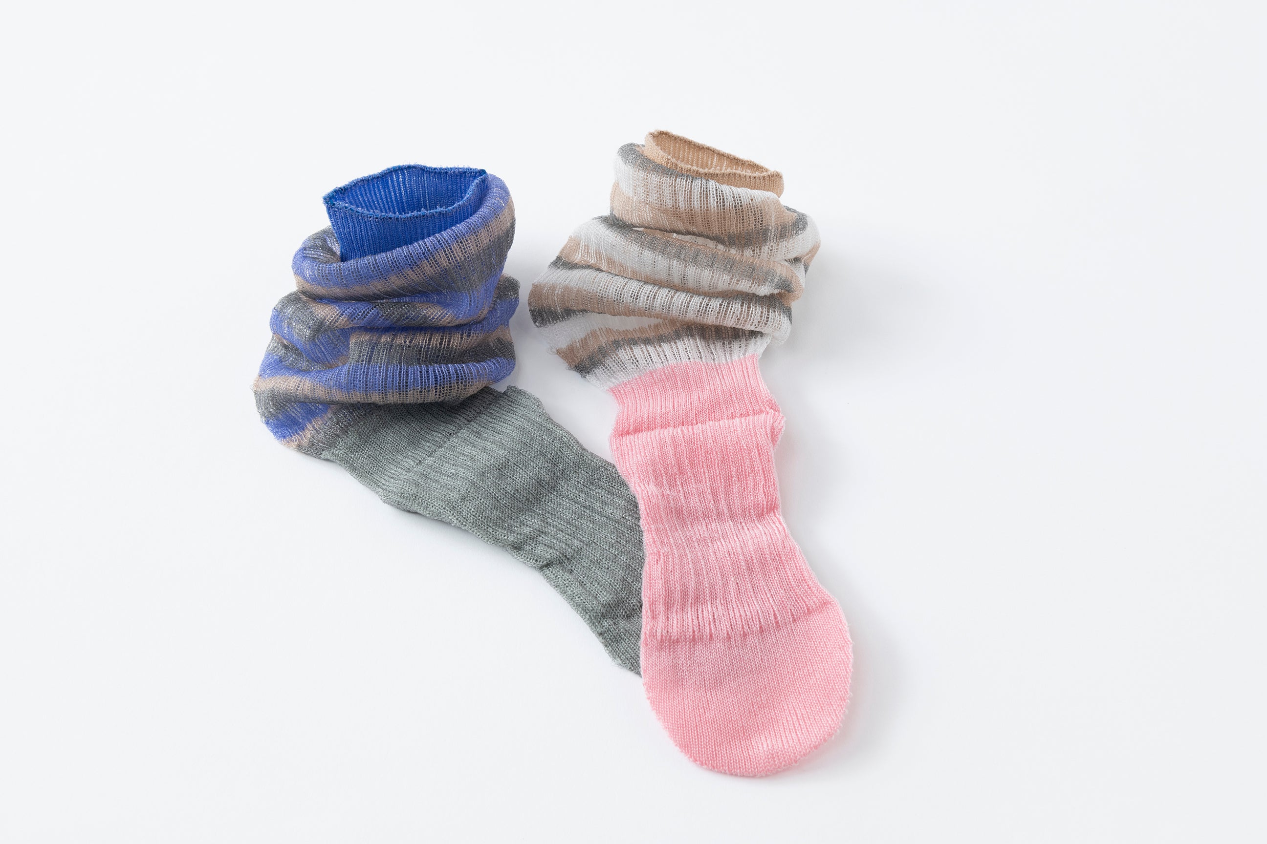 SHEER BORDER LOOSE SOCKS