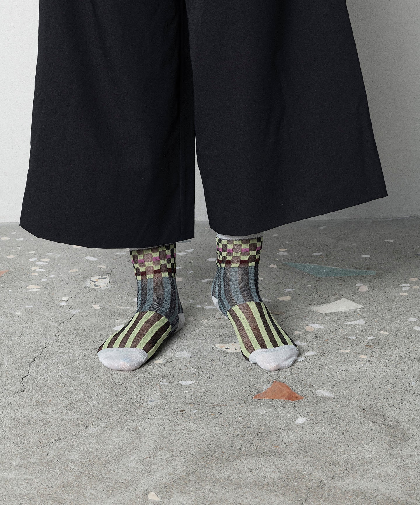 PIXEL STRIPE SOCKS