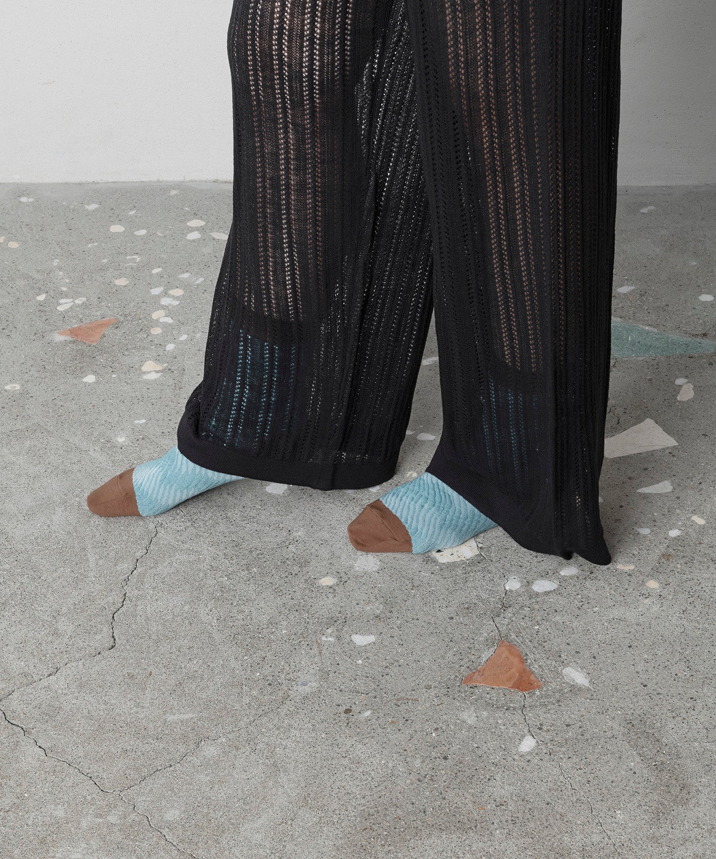 BUMPY BLUR STRIPE SOCKS(UNISEX)
