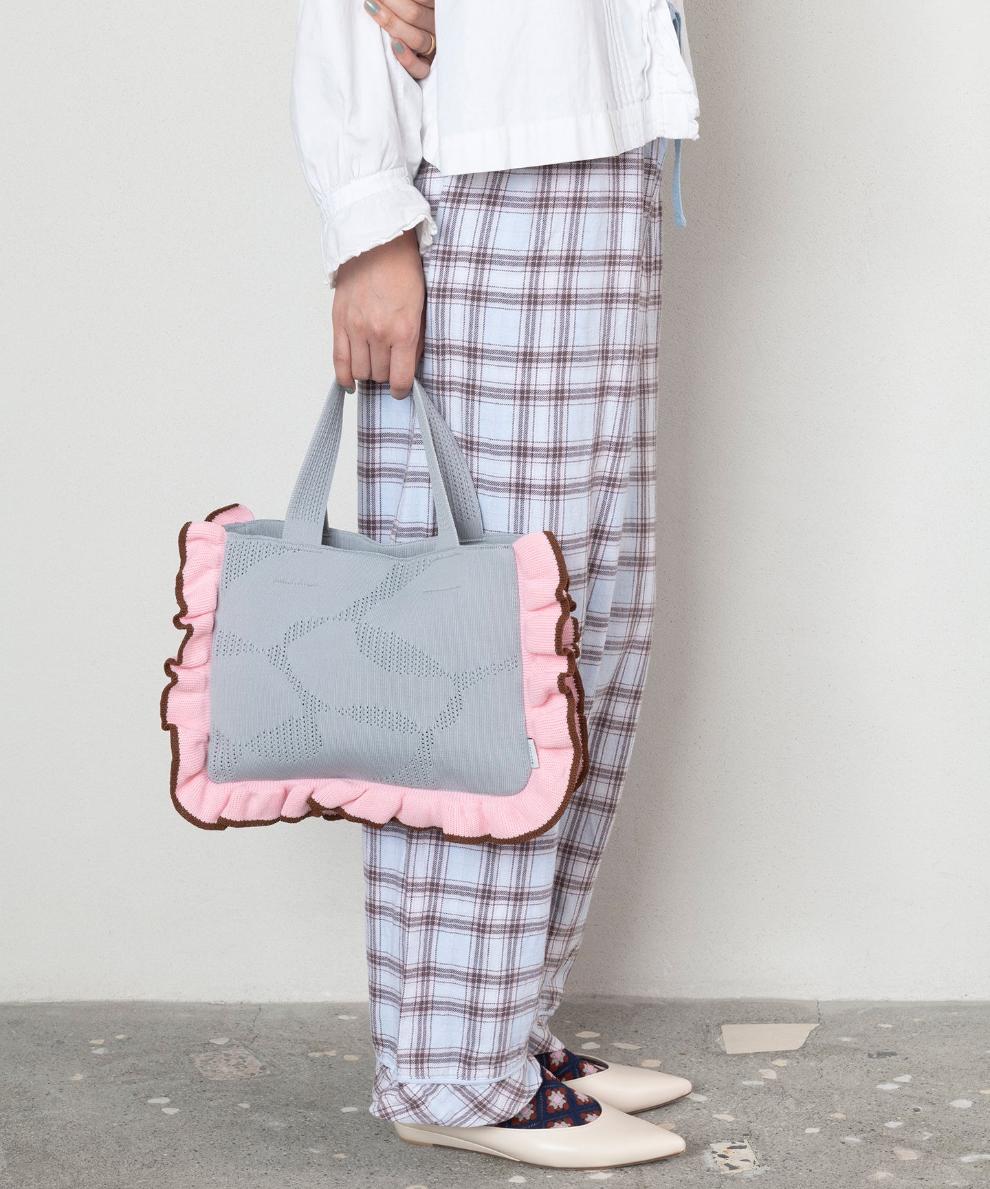 OVAL PATTERNED MINI KNIT BAG