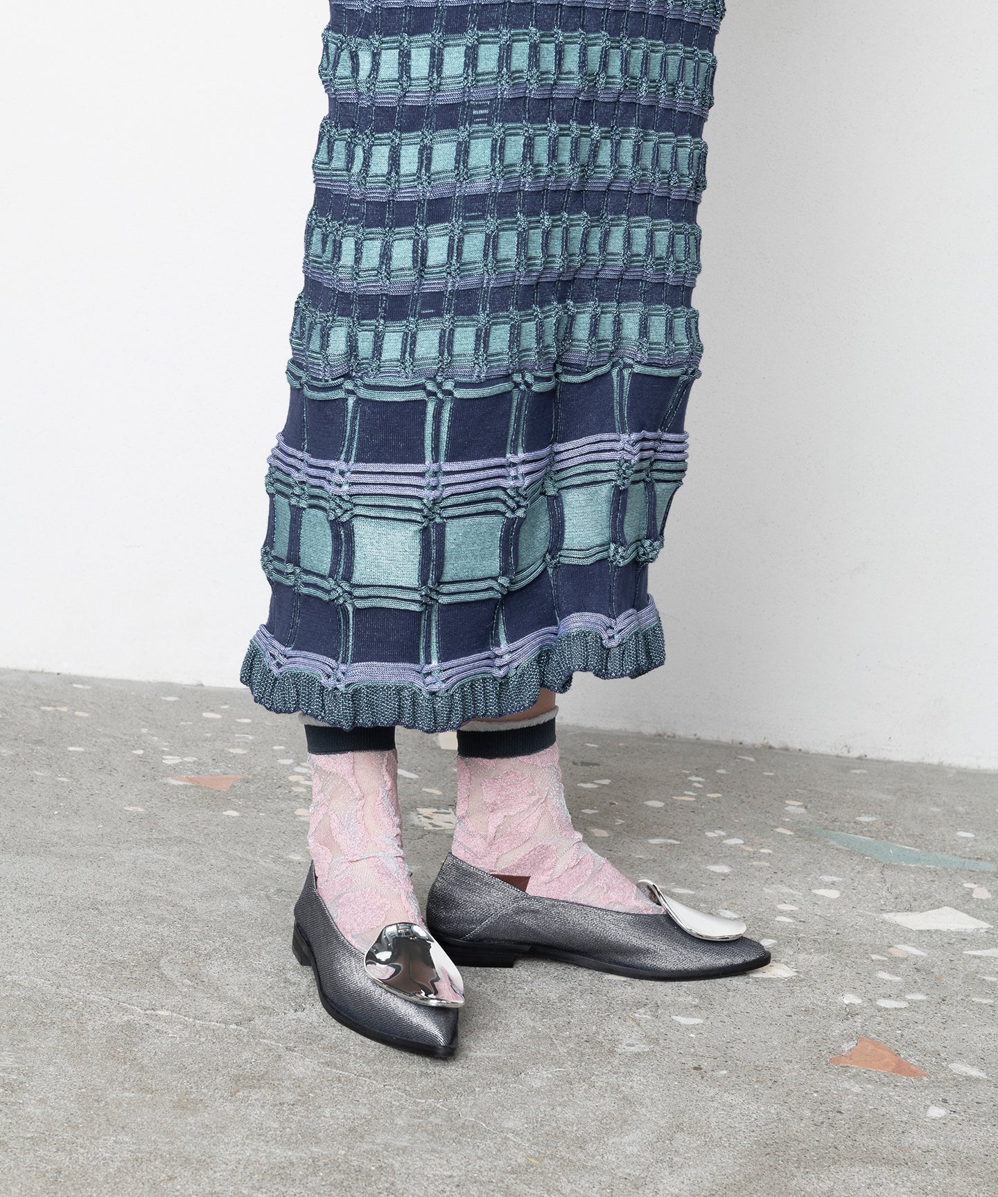 BUMPY CHECK KNIT SKIRT