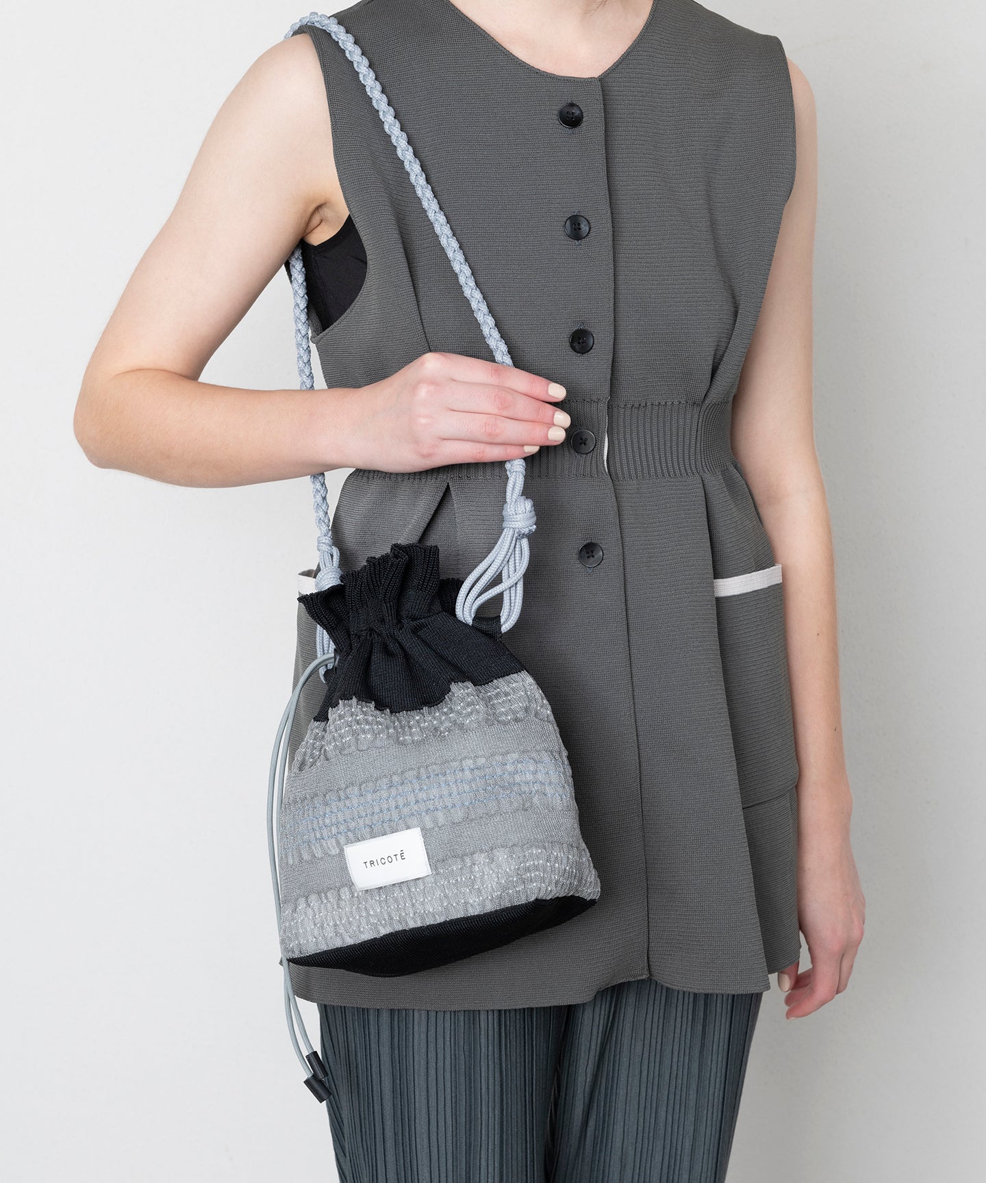 BORDER TRANCEPARENT PAUCH BAG