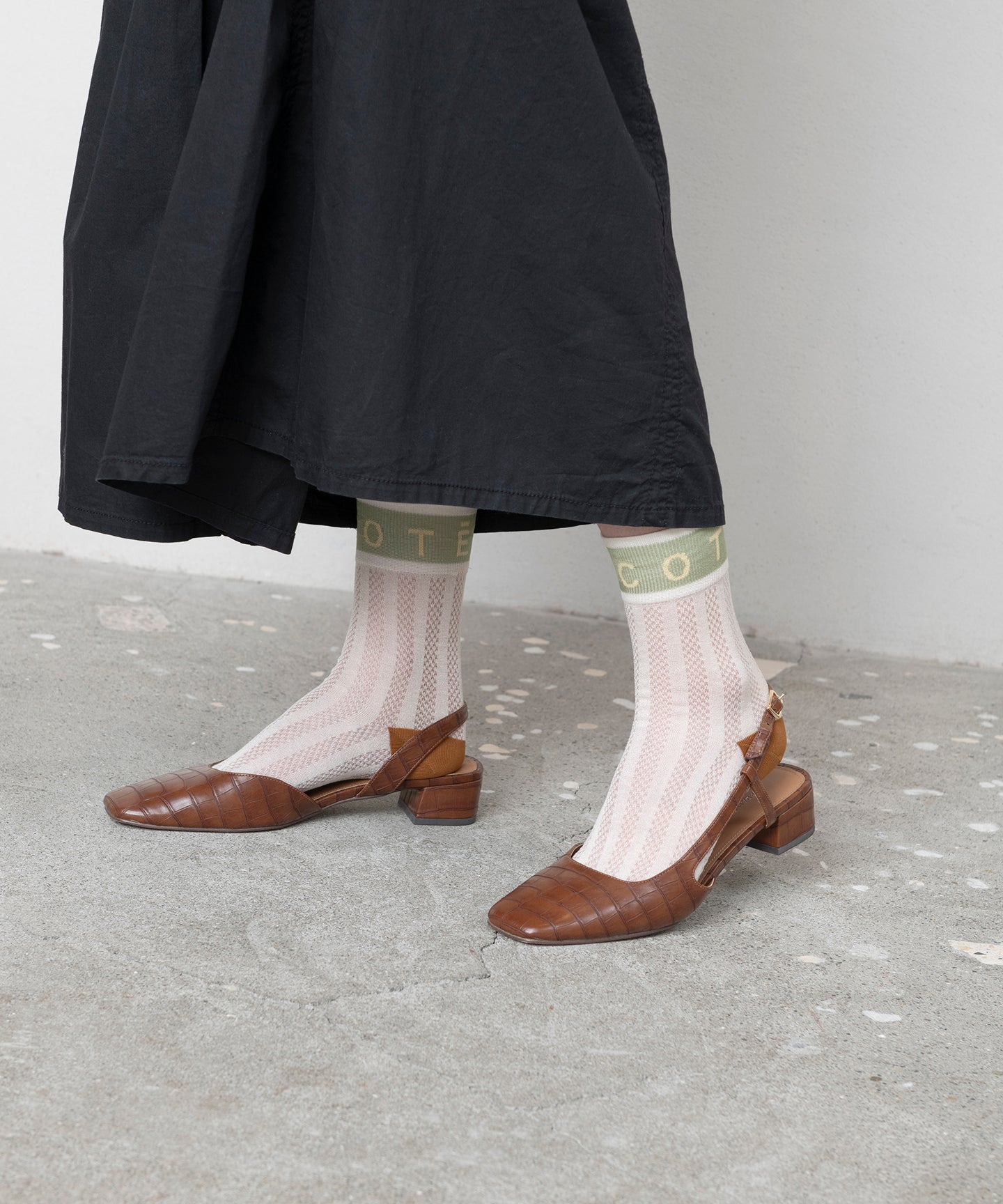 STRIPE MESH SOCKS