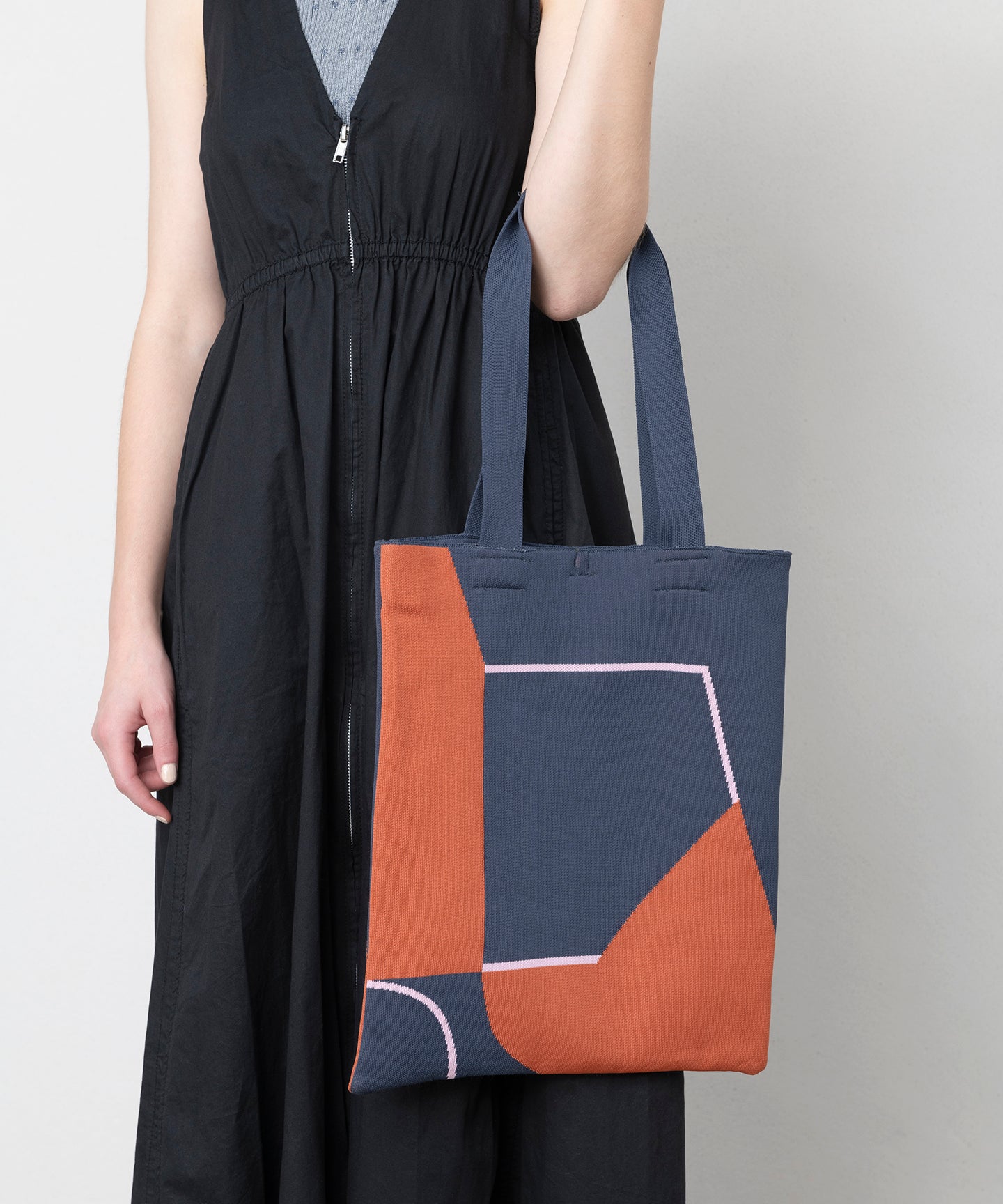 PUZZLE LINE TOTE BAG
