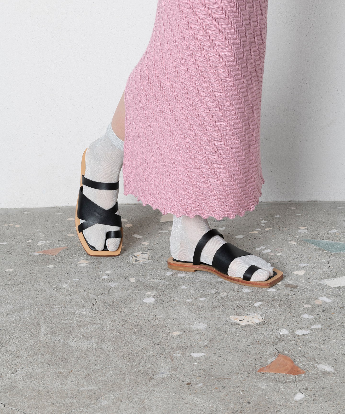 SHEER COLOUR LAME TABI SOCKS