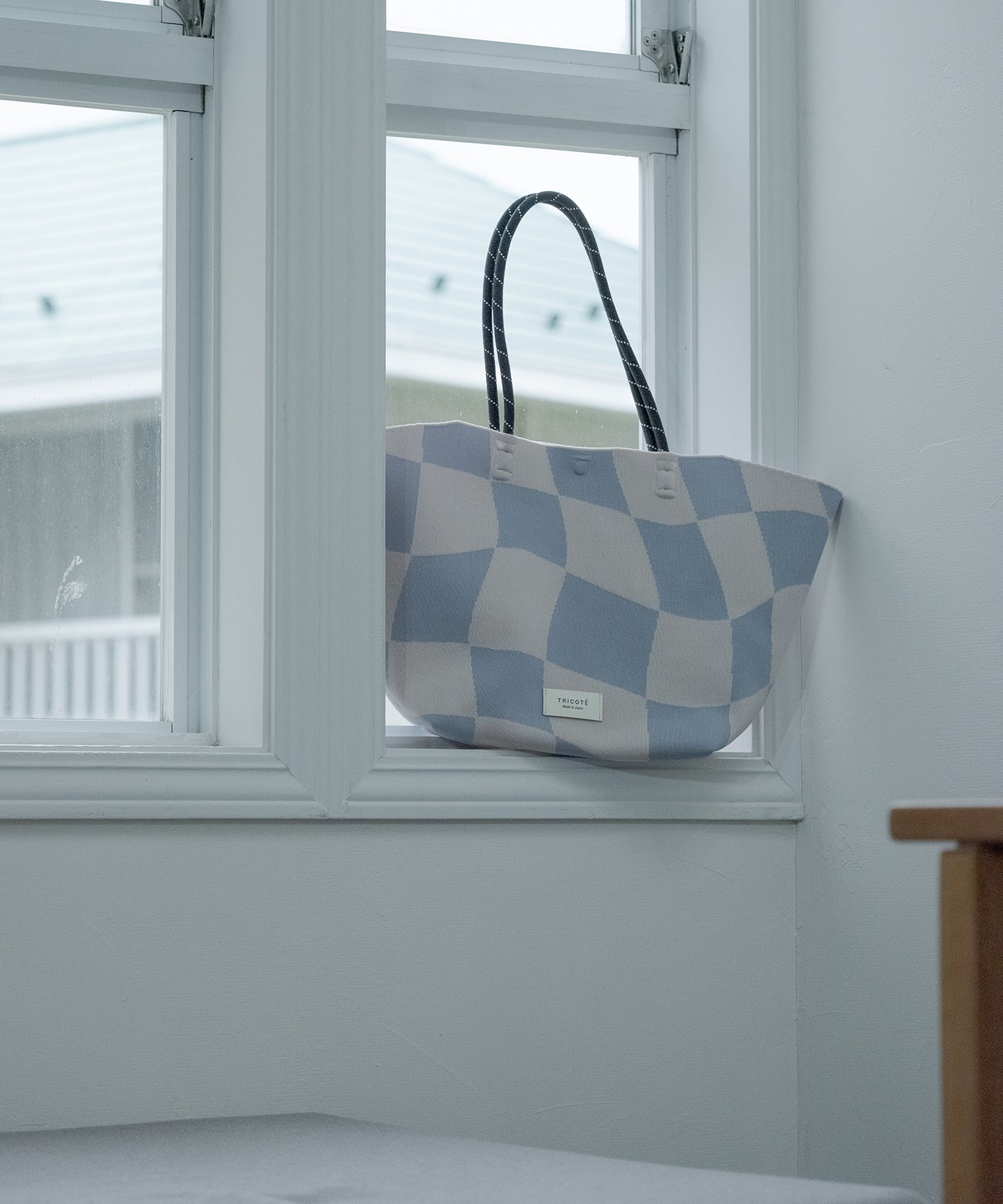 FLOW BLOCK CHECK BAG