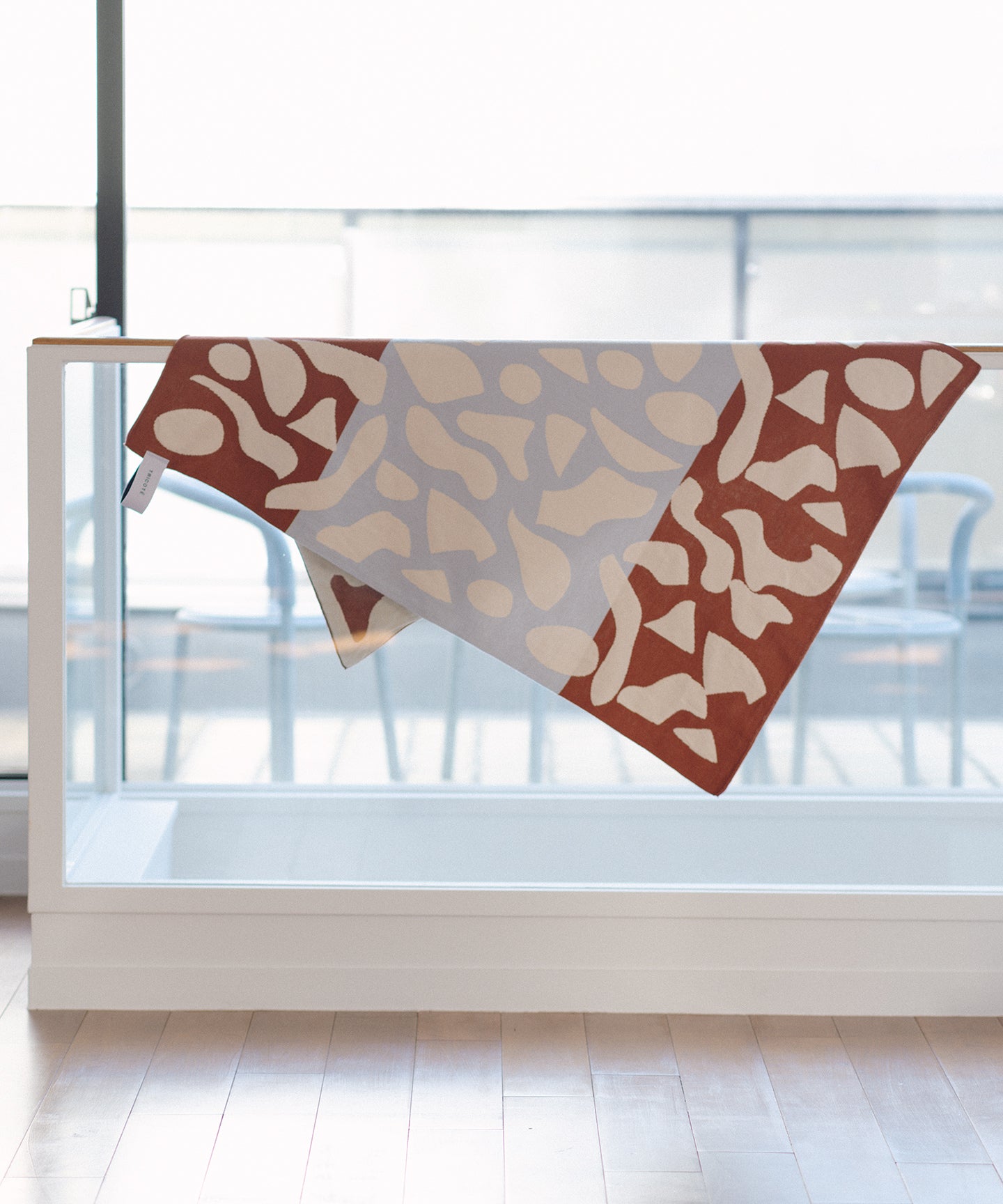 COLLAGE KNIT BLANKET