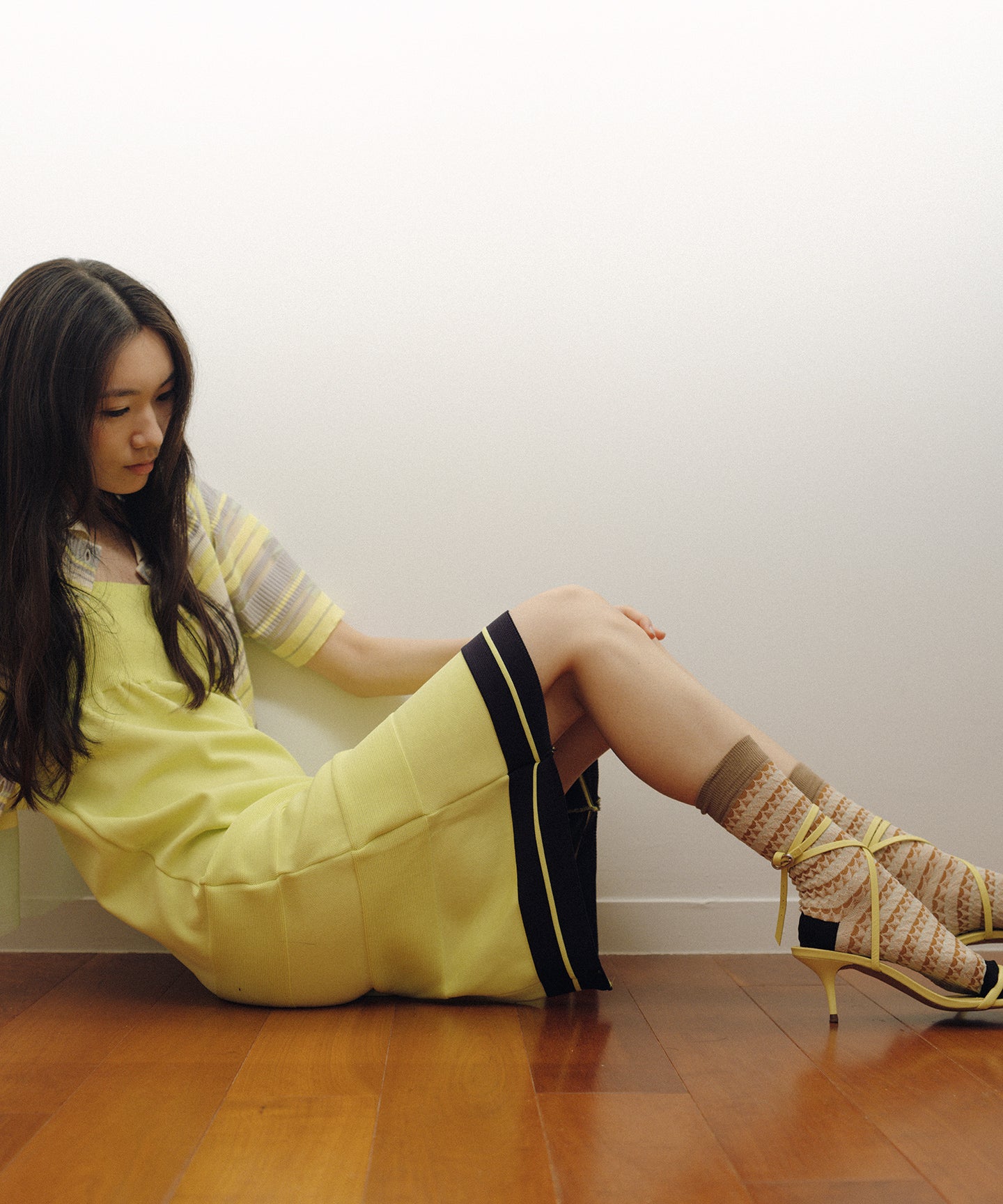 WAVE BORDER BUMPY SOCKS