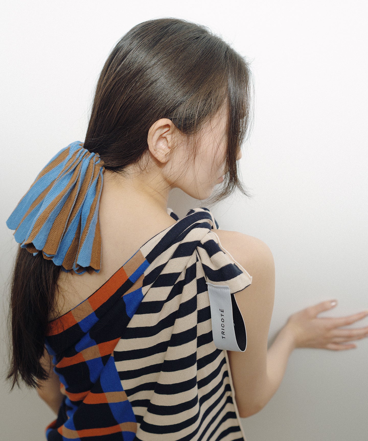 STRIPE-PLAID PATTERN KNIT BLANKET