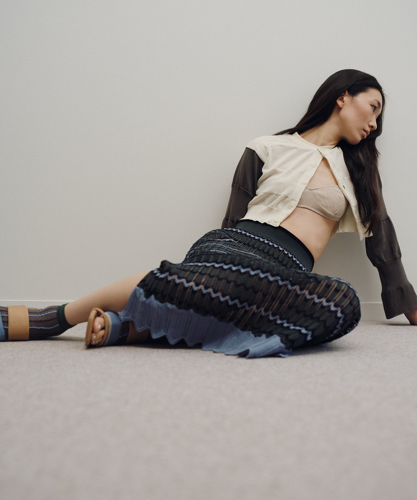 BICOLOR SHORT LENGTH CARDIGAN