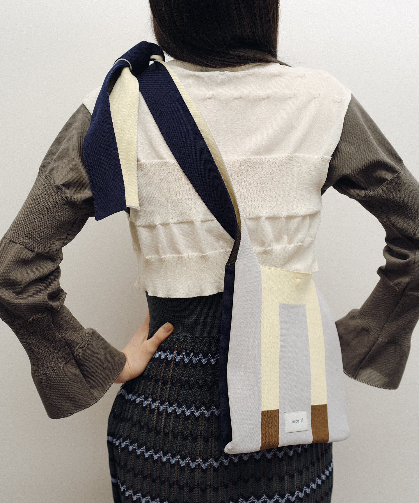 BICOLOR SHORT LENGTH CARDIGAN