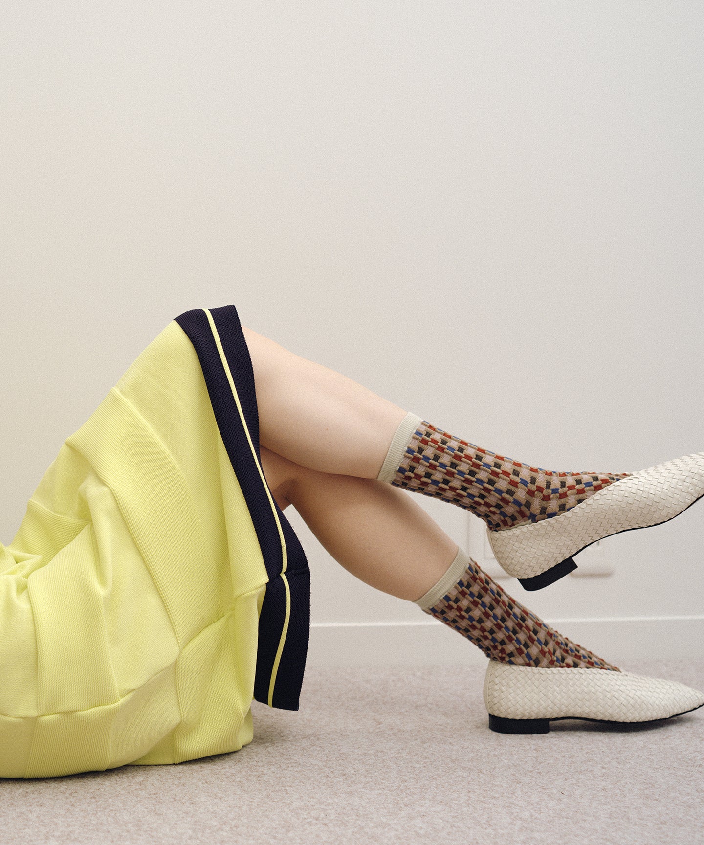 BUMPY CHECKERD SOCKS