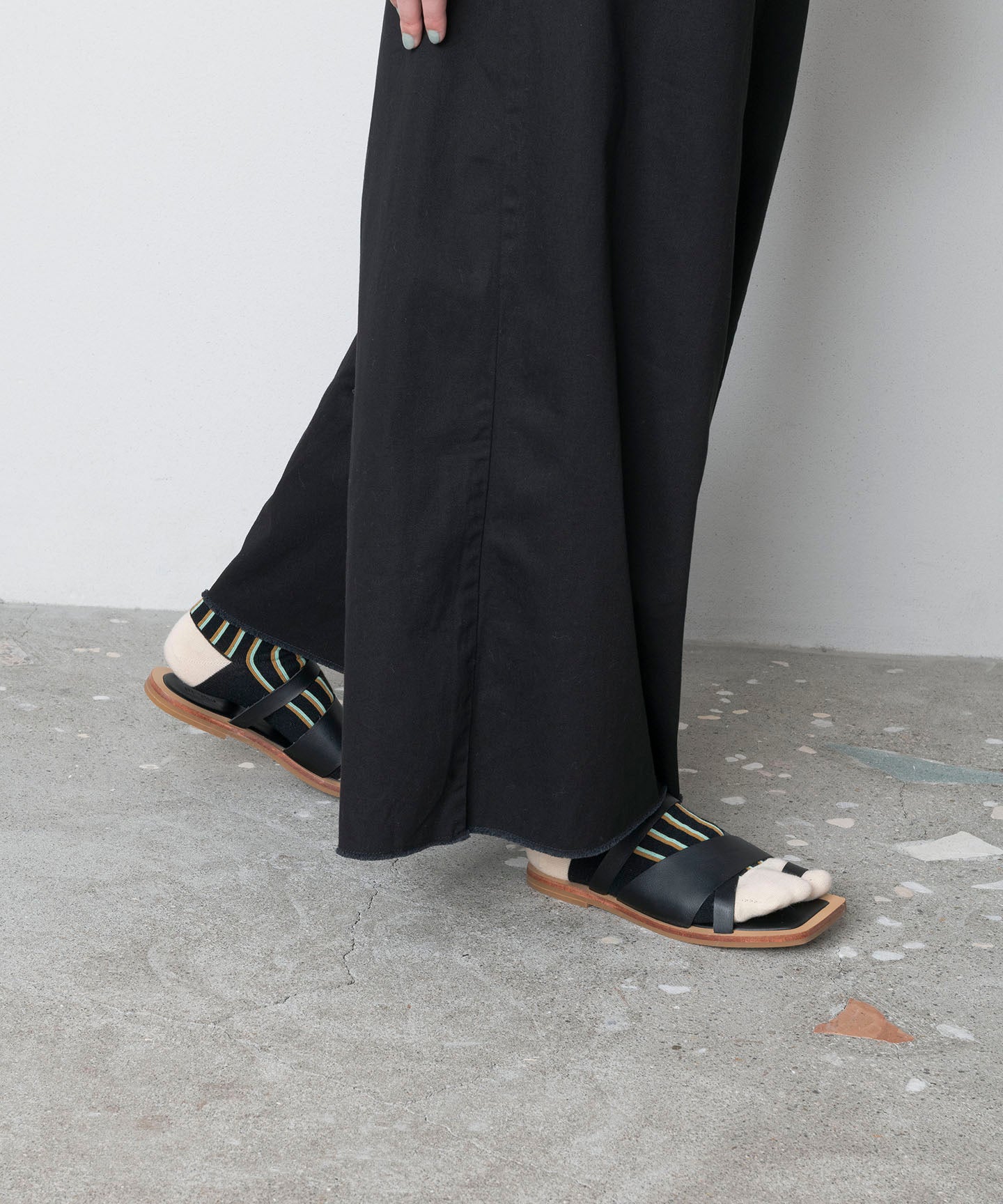 STRIPE TABI SOCKS