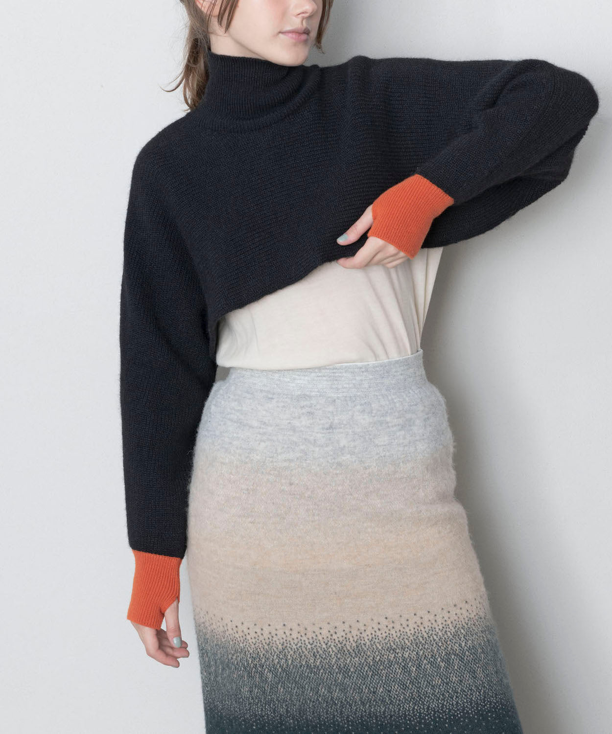 ARM SWEATER