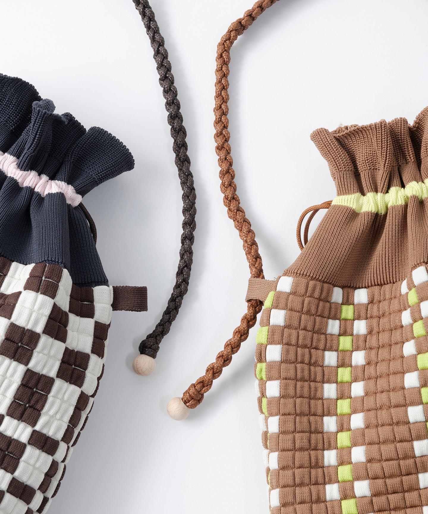 PIXEL SHOULDER POUCH