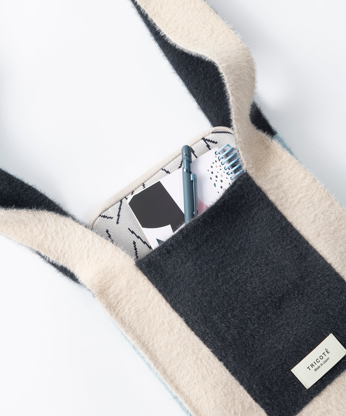 SHAGGY ARRANGE KNOT BAG