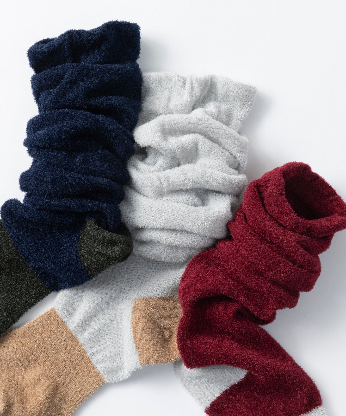 GATHER LOOSE HIGH SOCKS