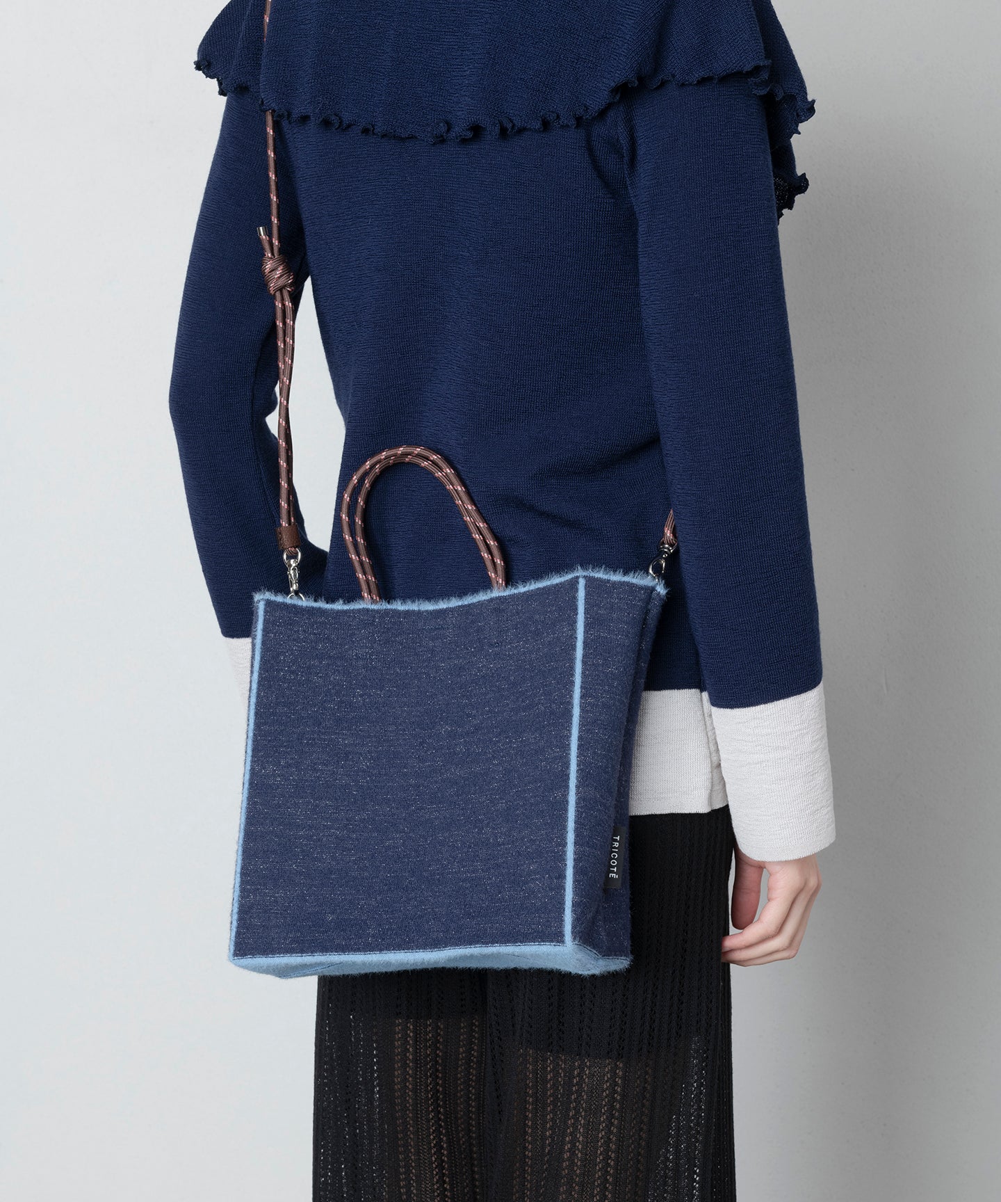 SHAGGY GLITTERS PAPER KNIT BAG