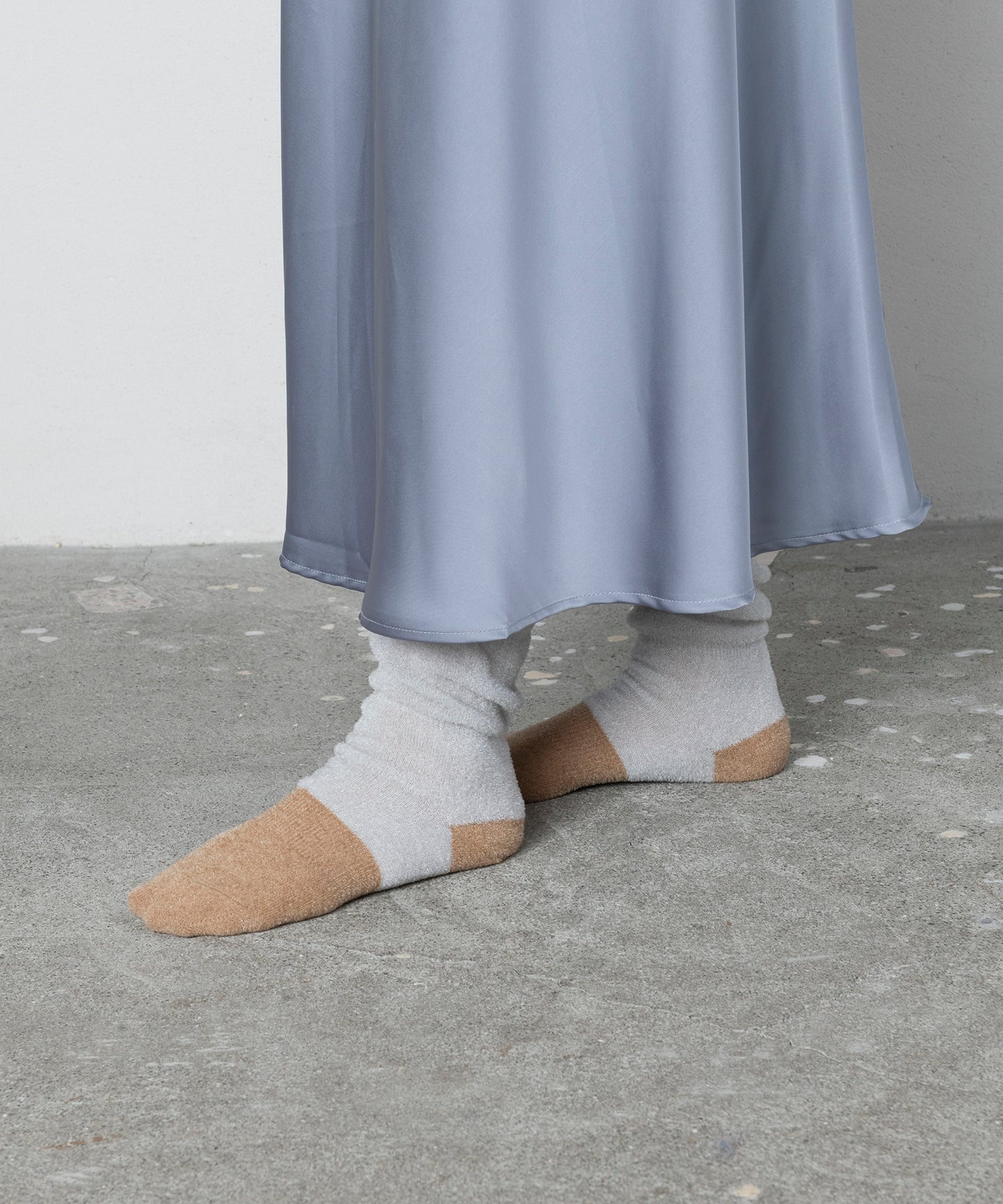 GATHER LOOSE HIGH SOCKS