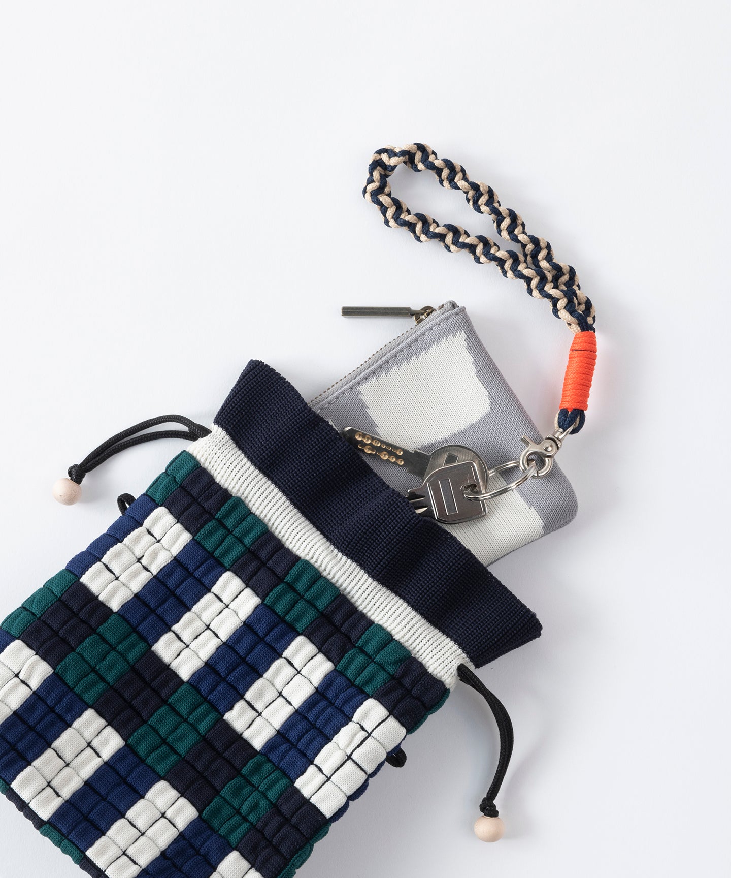PIXEL POUCH BAG "CHECK"