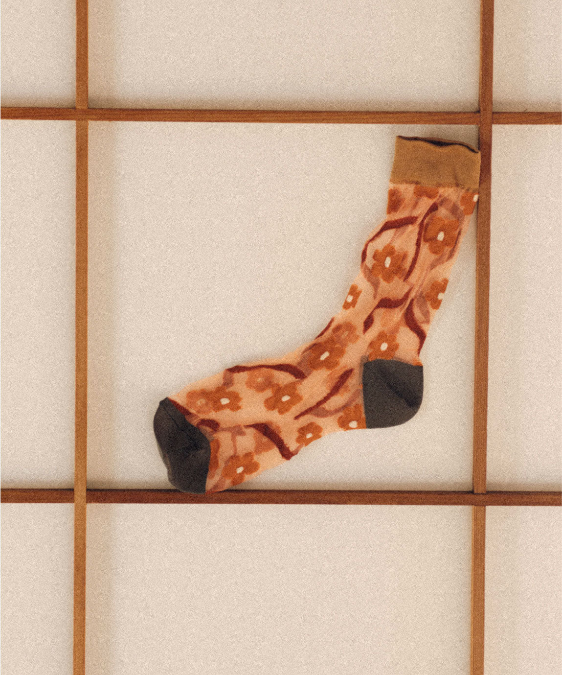 FLOWER SHEER SOCKS