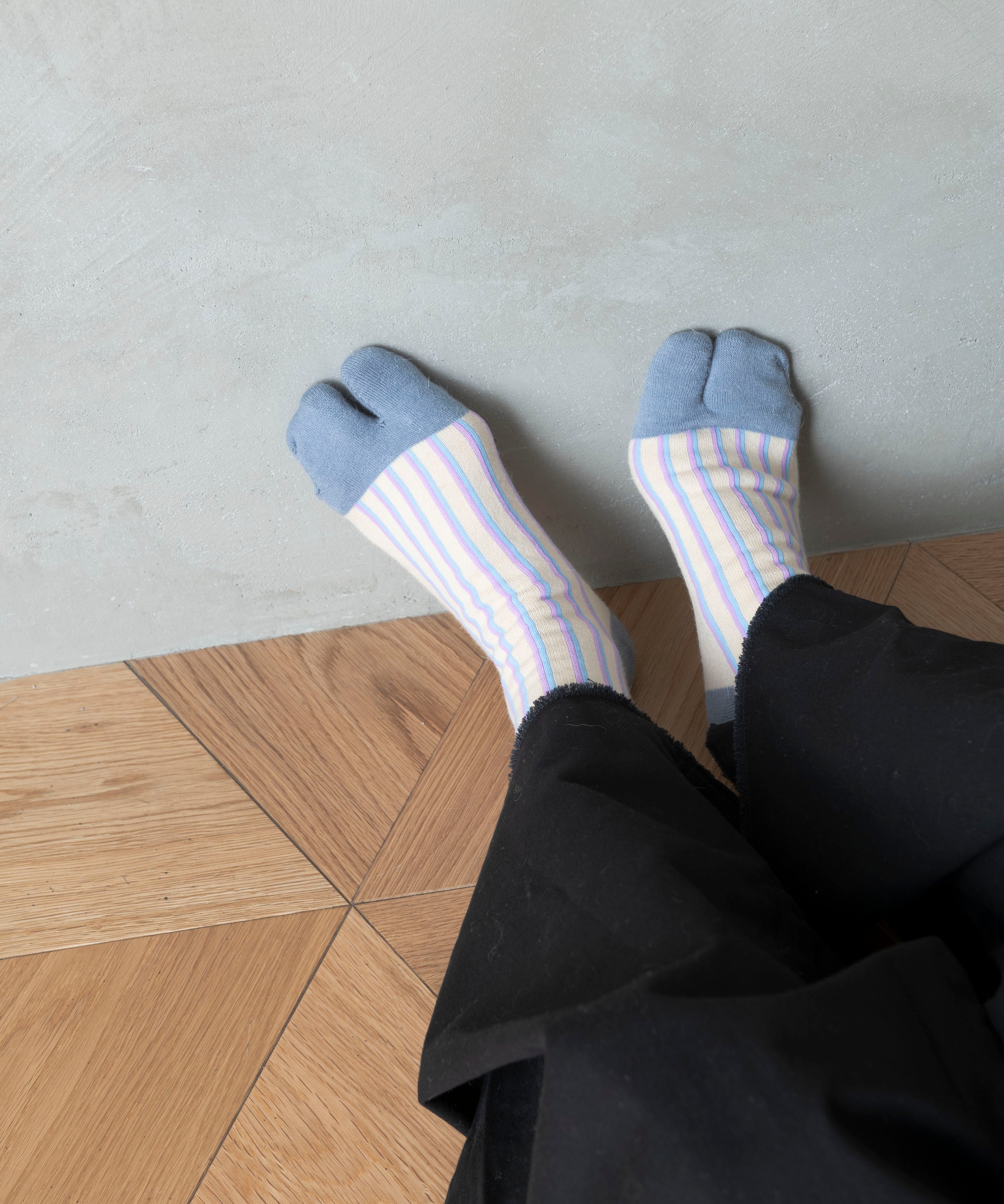 STRIPE TABI SOCKS