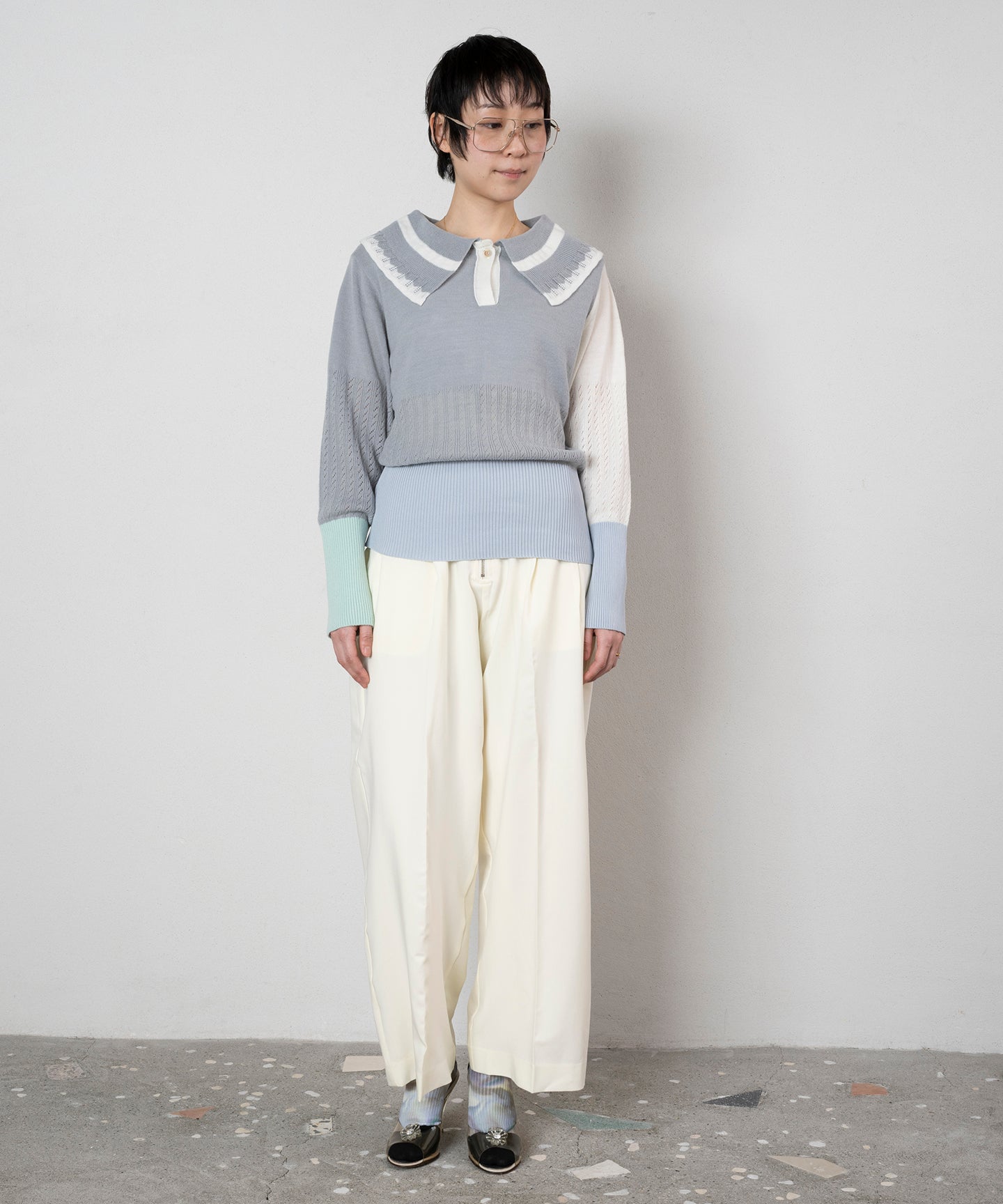 EYELET BIG-COLLAR KNIT