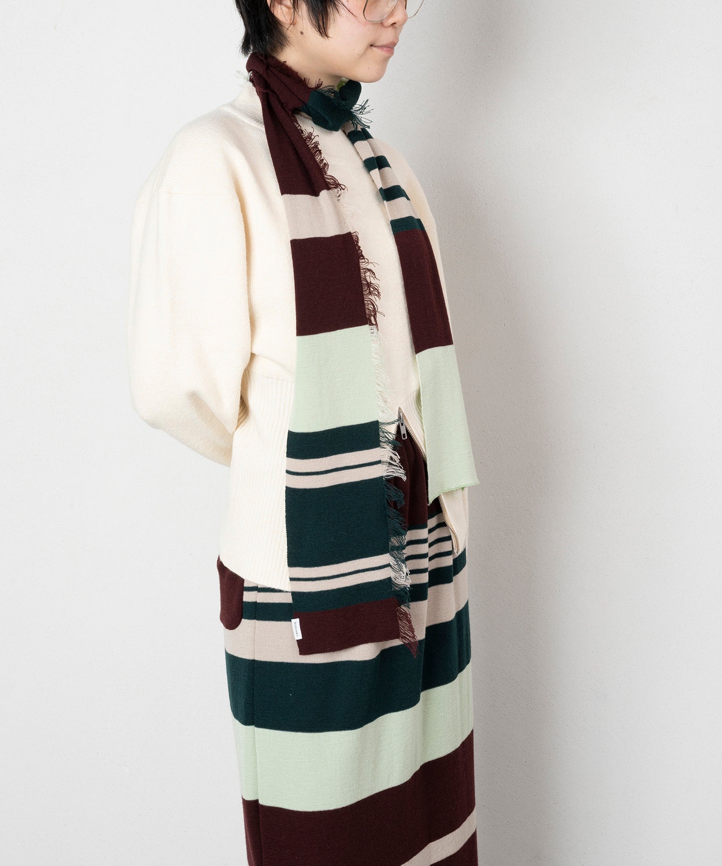 STRIPED KNIT SCARF