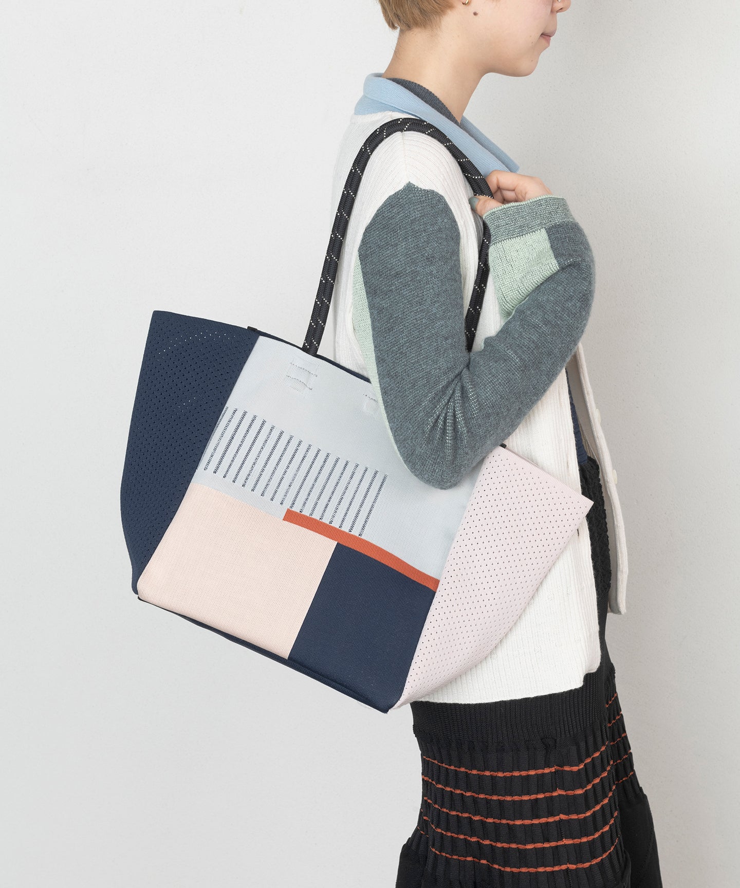 SIDE MESH BAG