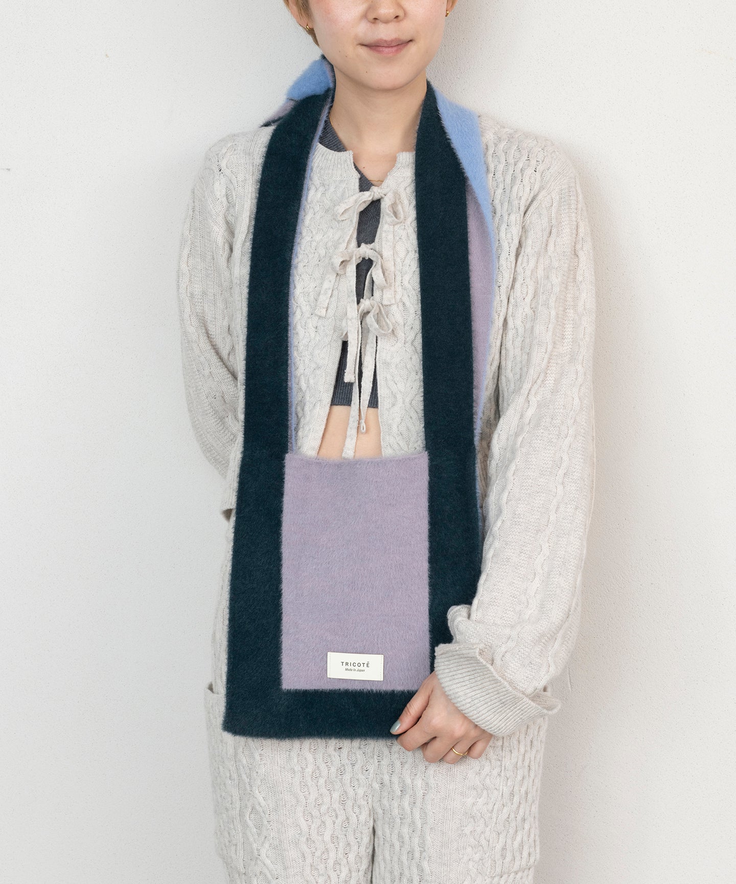 SHAGGY ARRANGE KNOT BAG