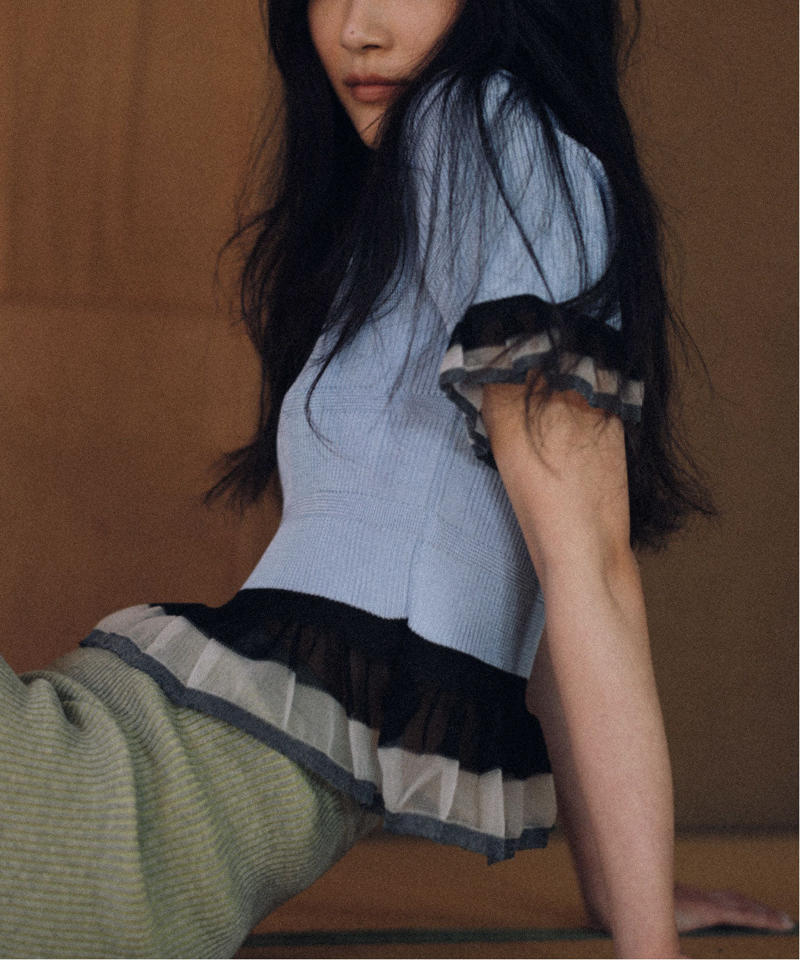RIB FRILL KNIT WEAR