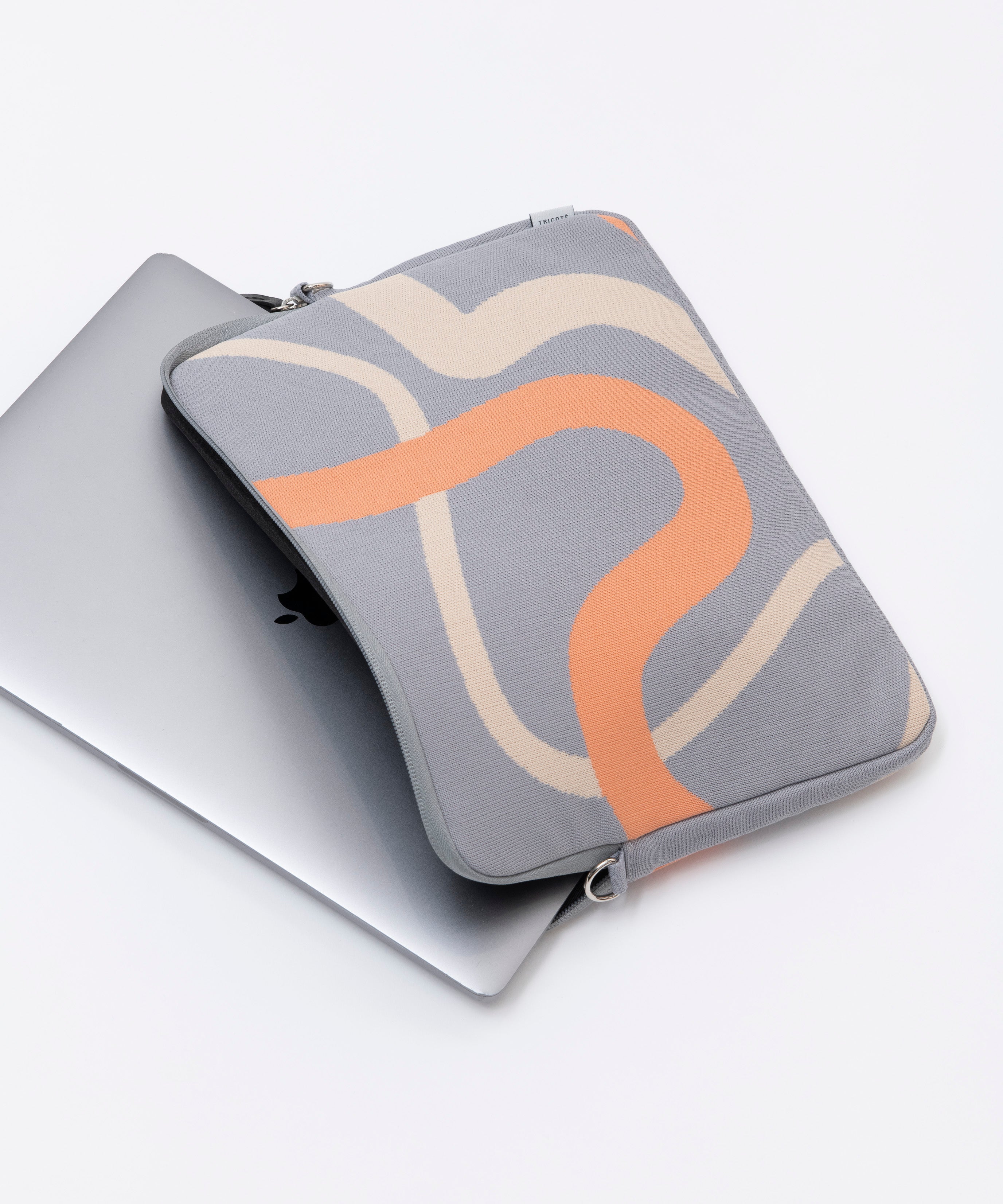 LINE KNIT PC CASE