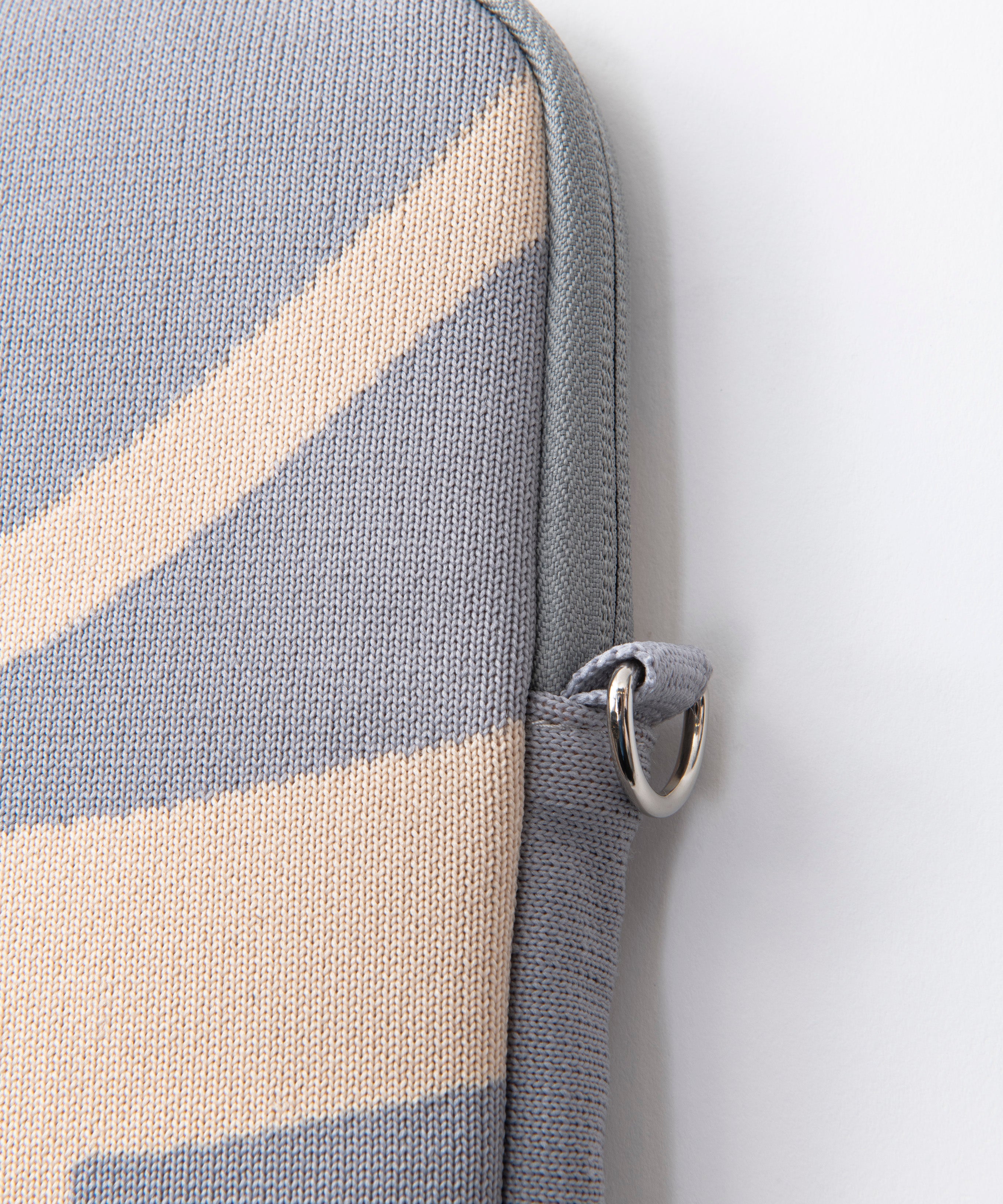 LINE KNIT PC CASE