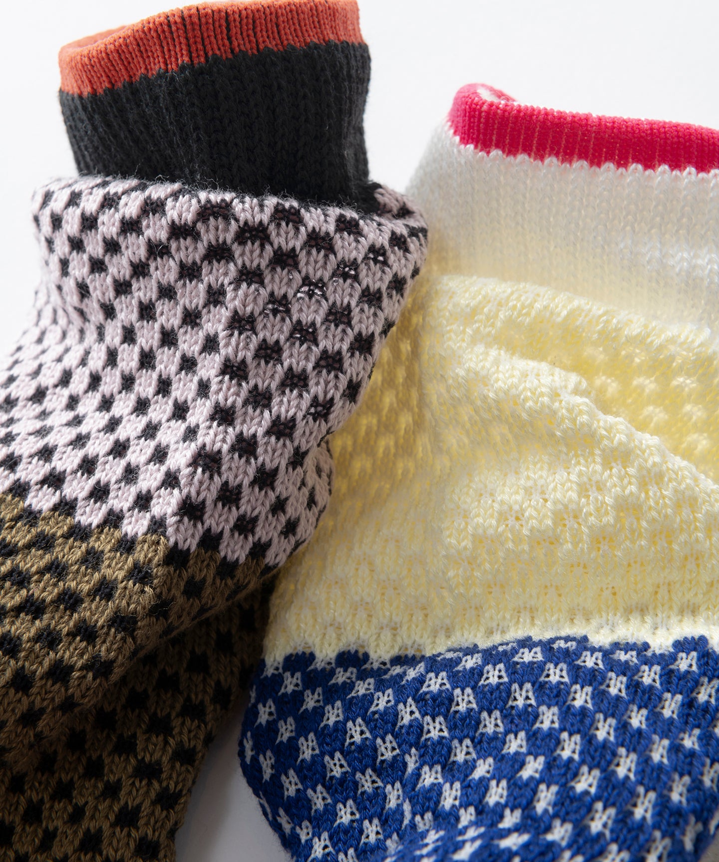 BORDER MESH SOCKS