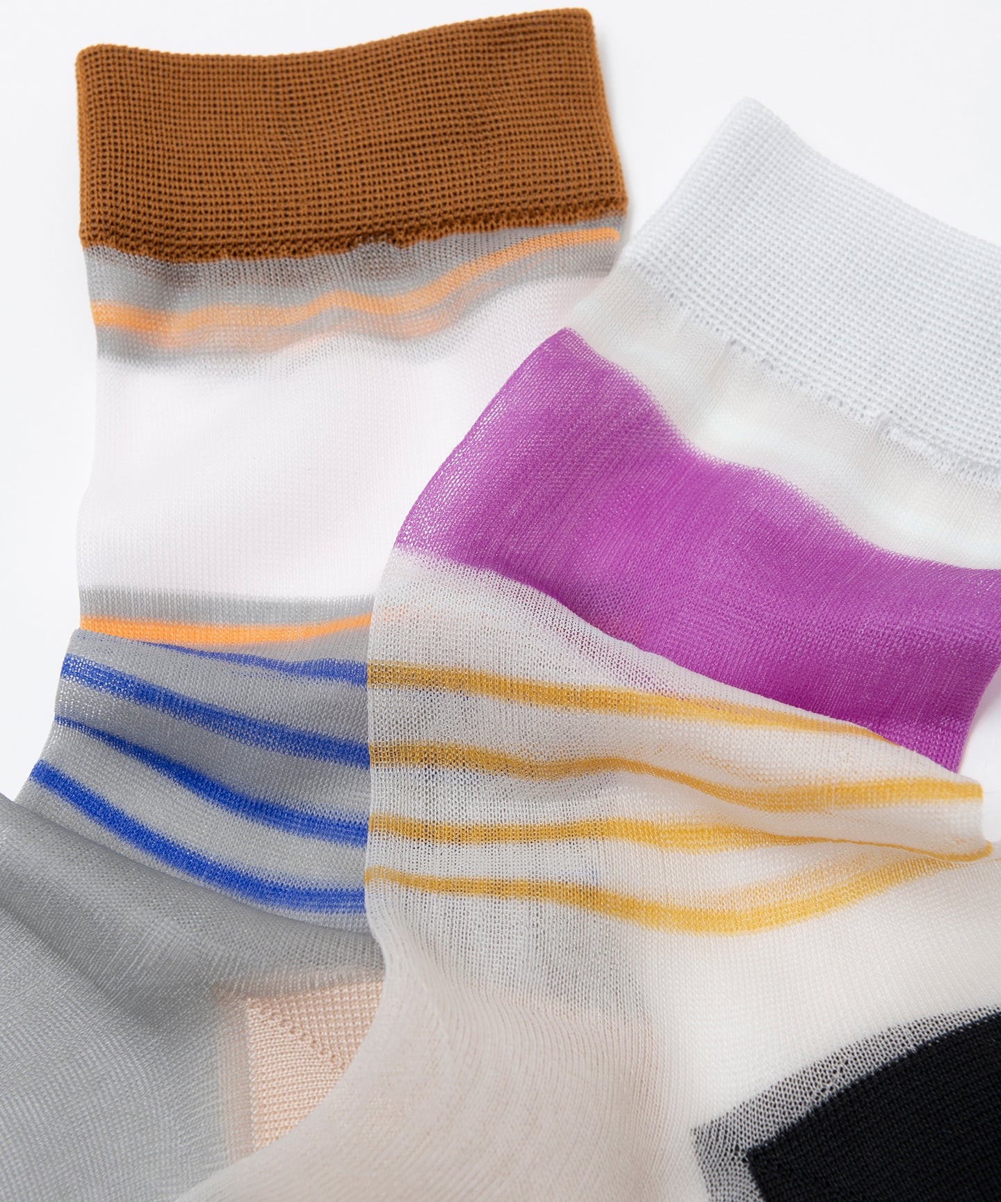 SHEER BOREDER SOCKS
