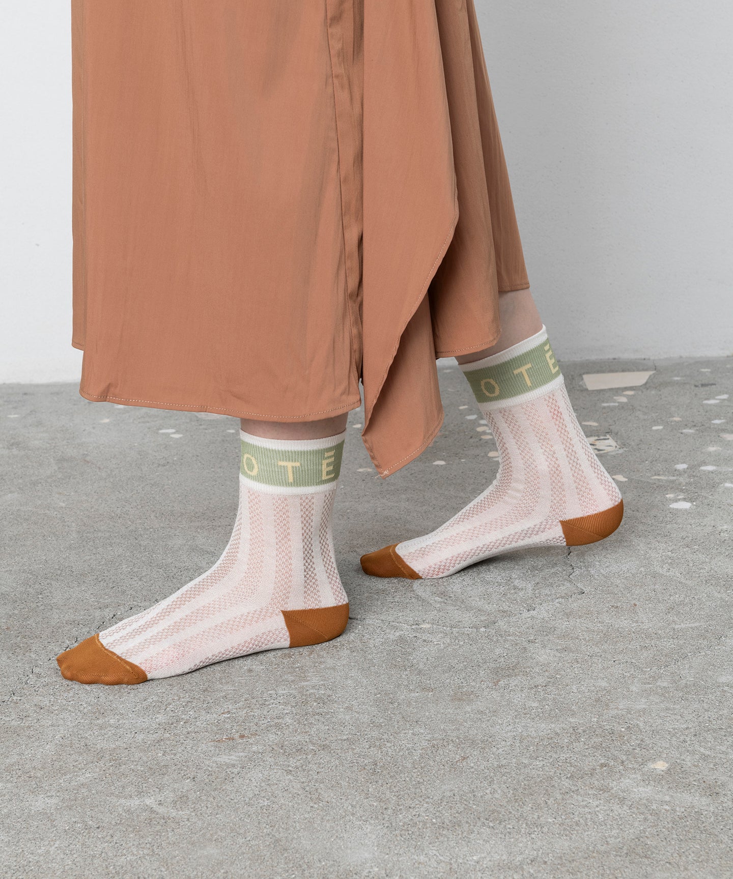 STRIPE MESH SOCKS