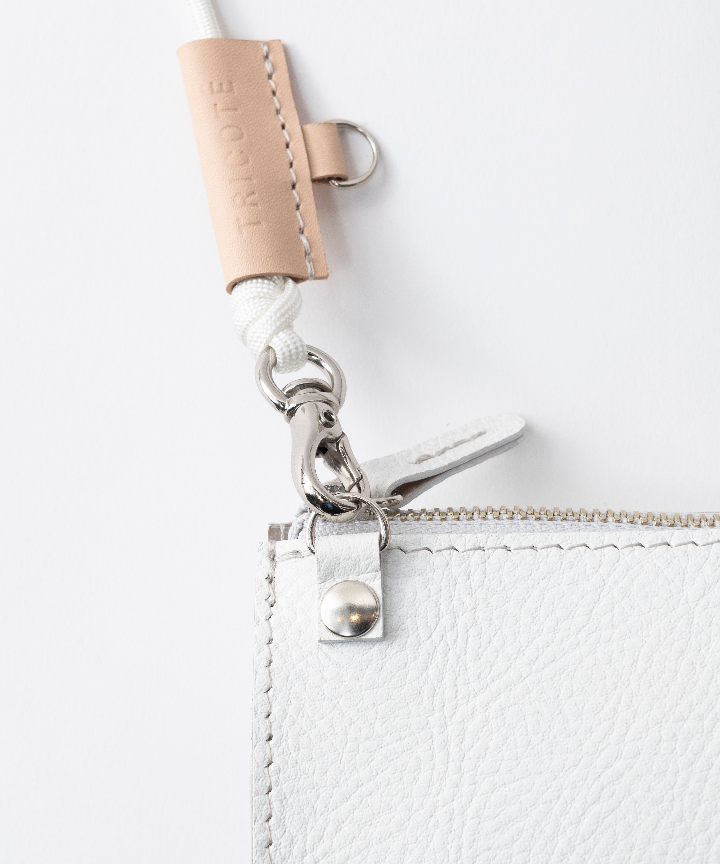 PVC SMARTPHONE POUCH SHOULDER