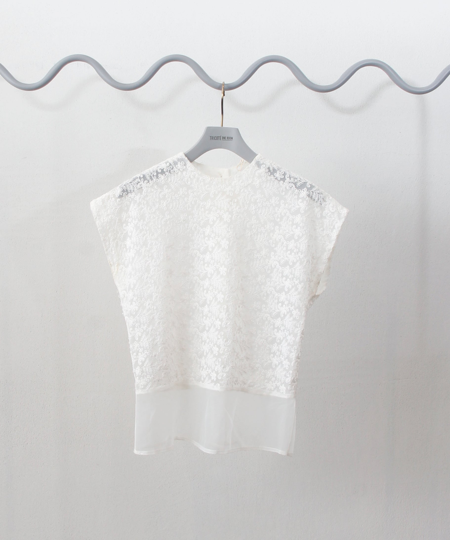 minoi × TRICOTÉ]VINTAGE FRENCH SLEEVE BLOUSE