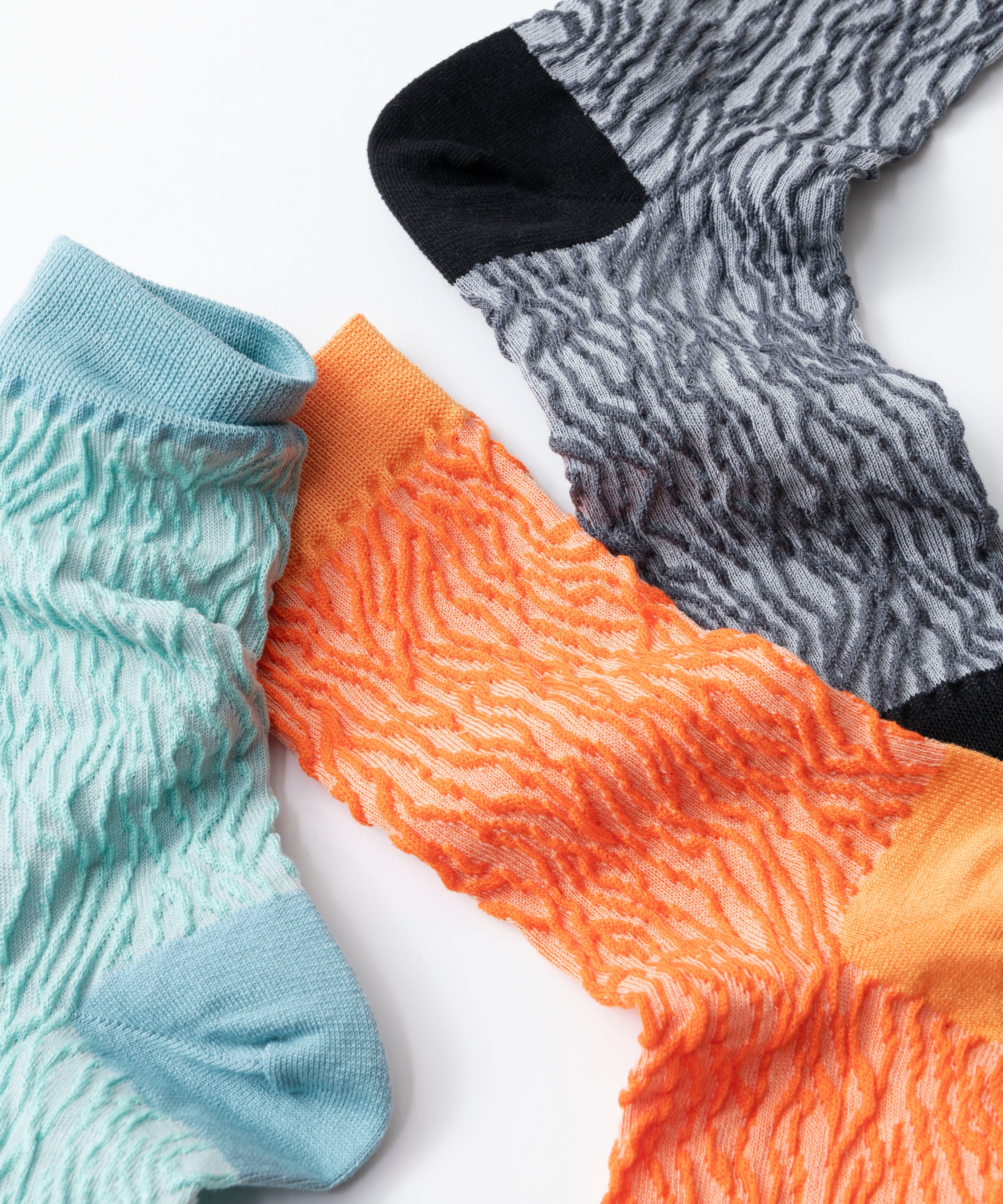 BUMPY GRAIN SOCKS(UNISEX)