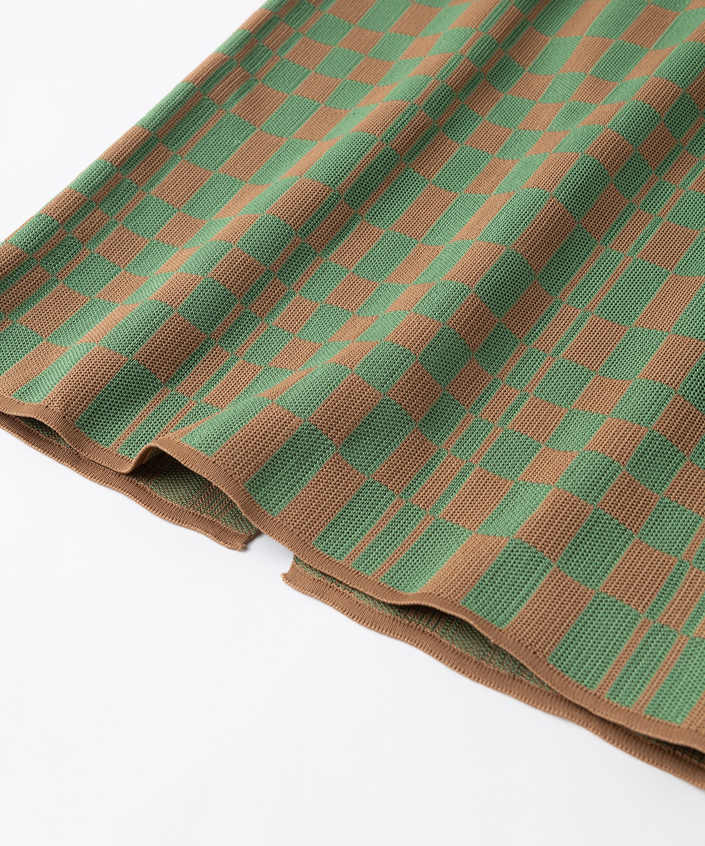 CHECKERED PATTERN SKIRT
