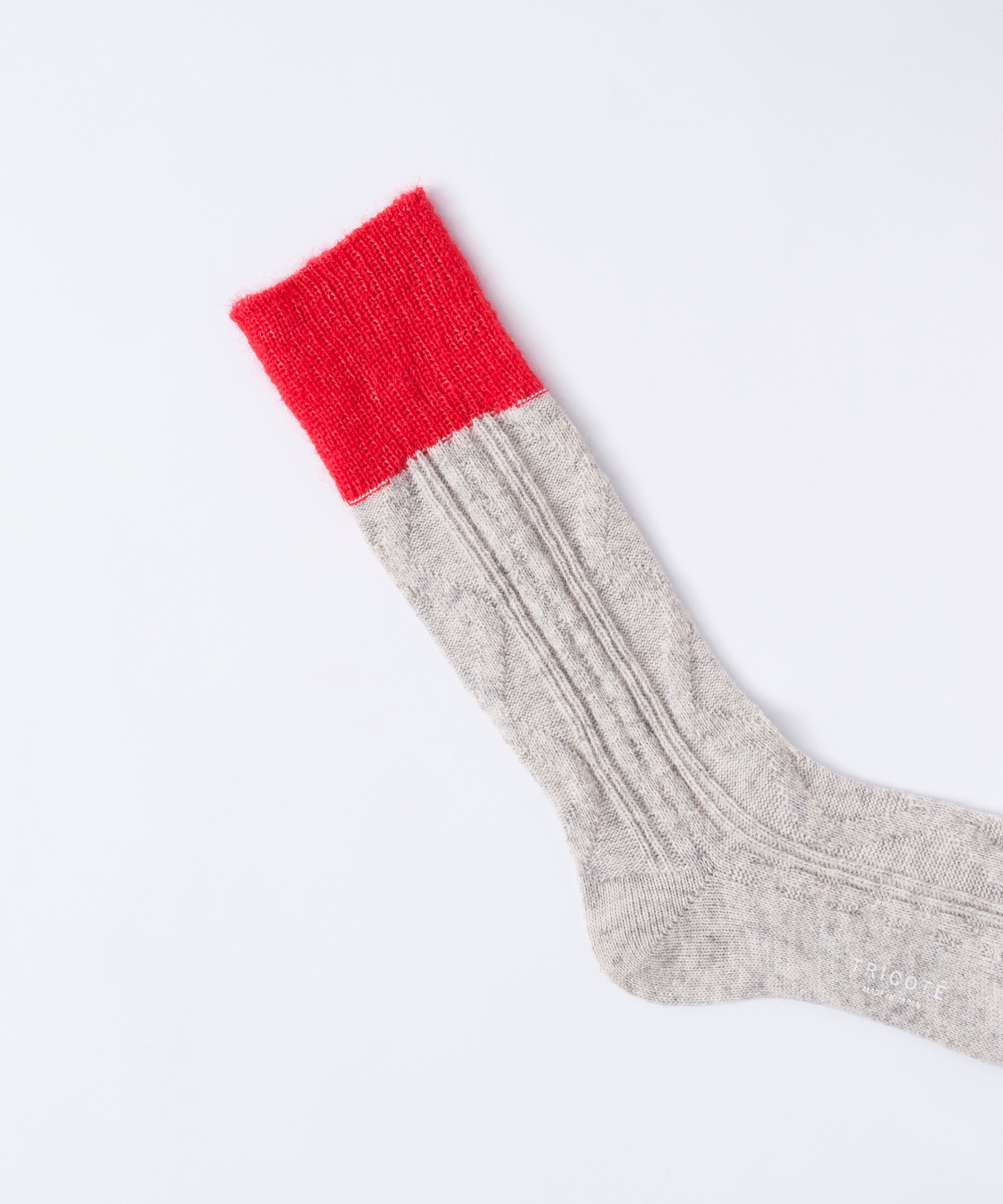 CABLE FUR SOCKS
