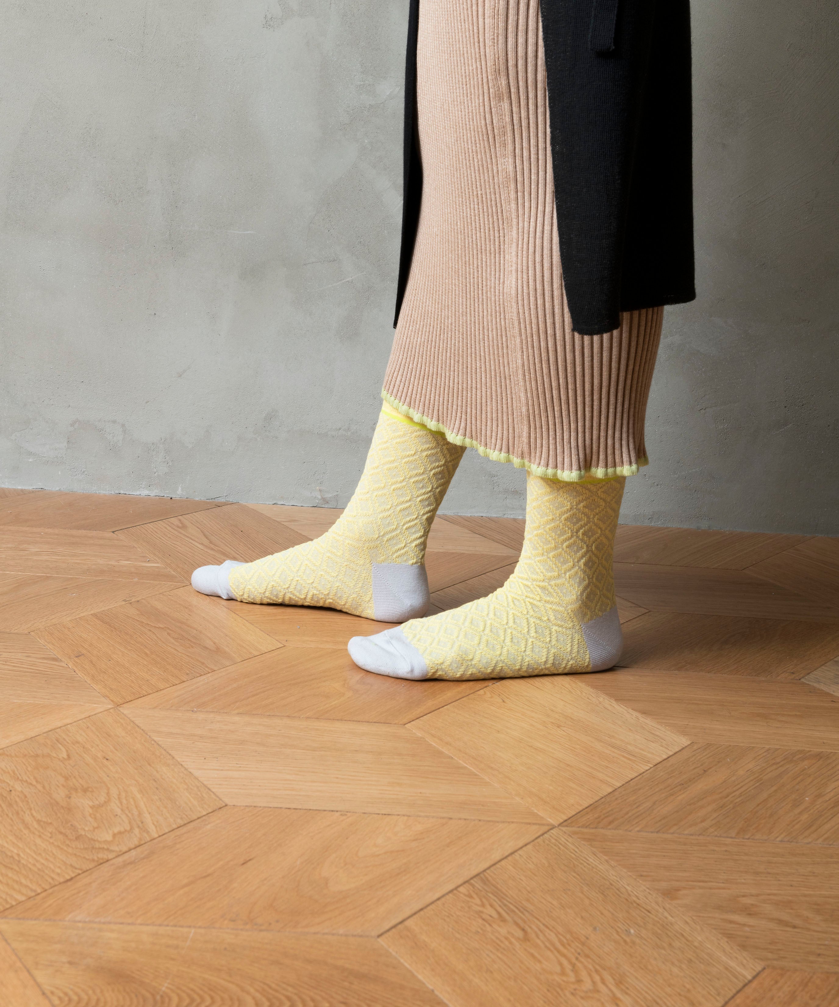 DIA BUMPY SOCKS(UNIEX)