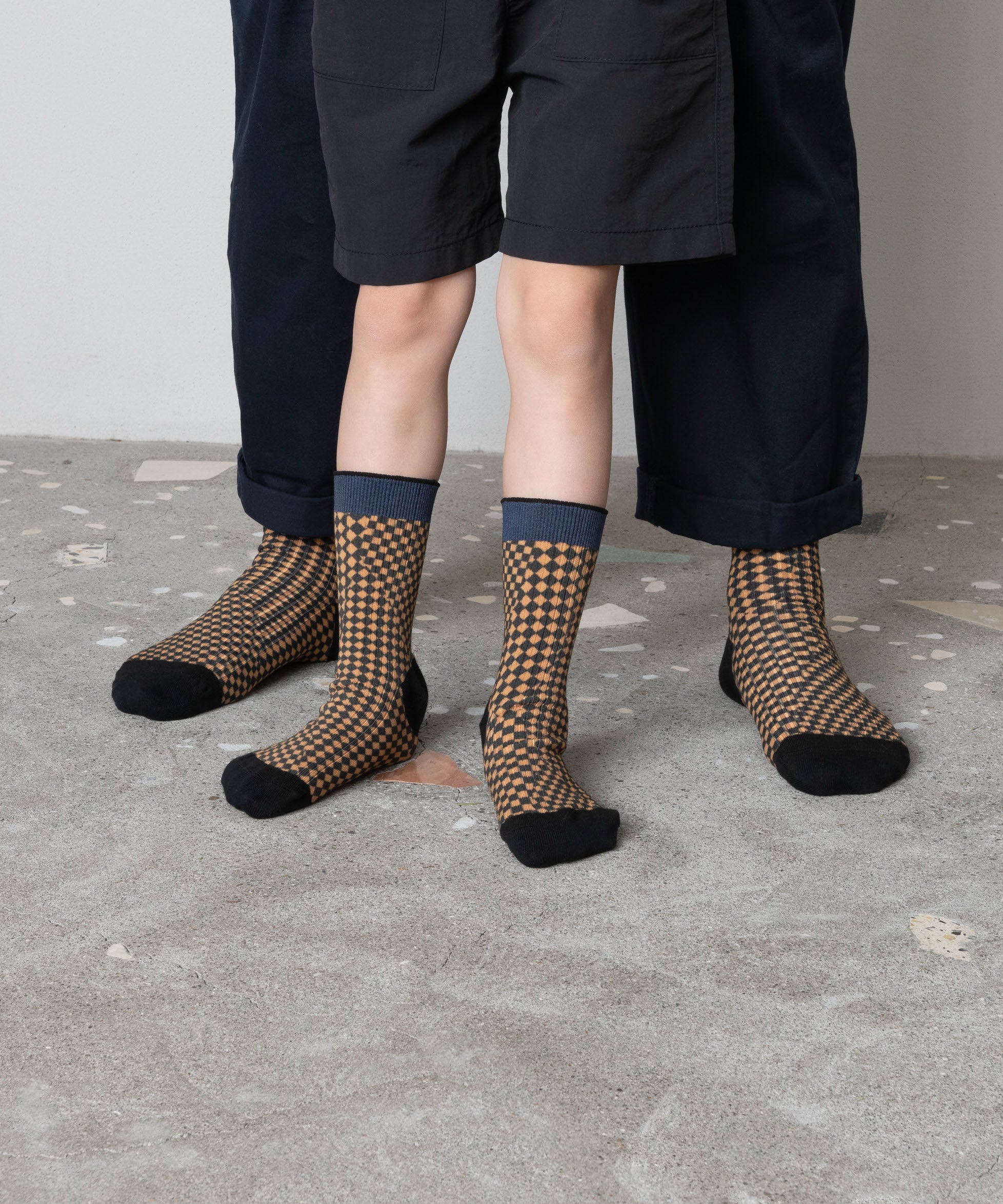 CHECKERD LINK SOCKS