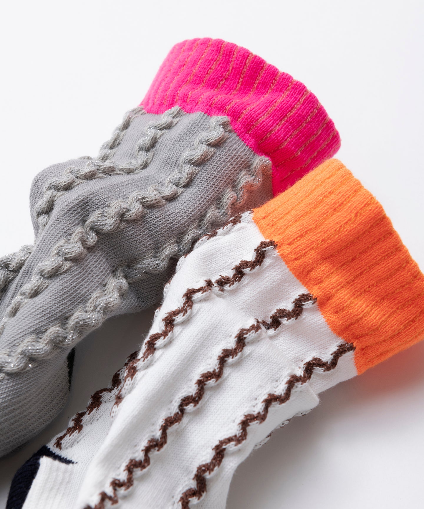 CABLE STRIPE SOCKS
