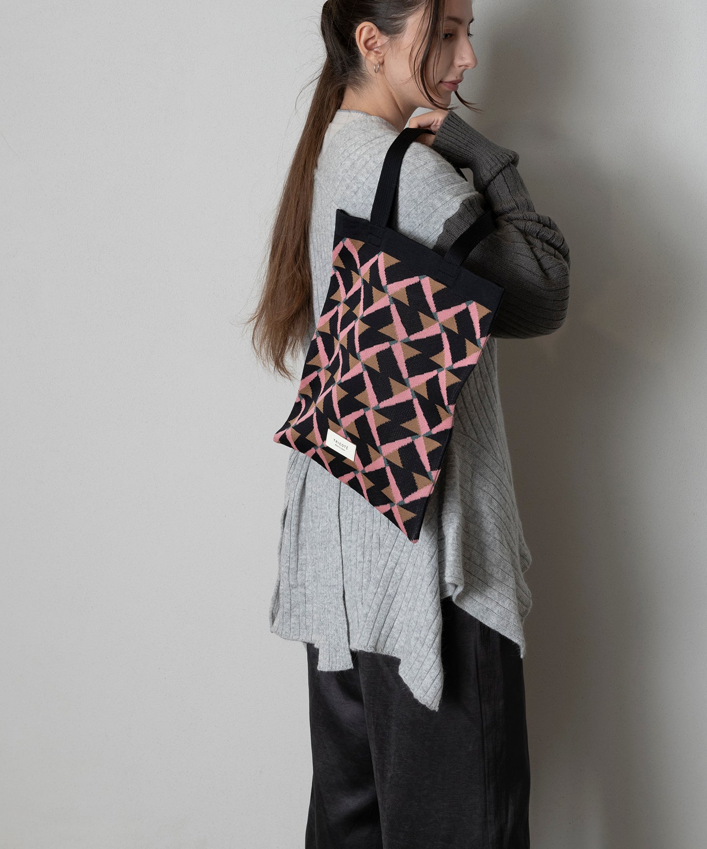 SPOTLIGHT TOTE BAG