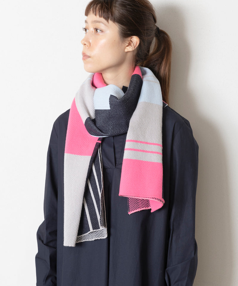 STRIPE CHECKERD MUFFLER