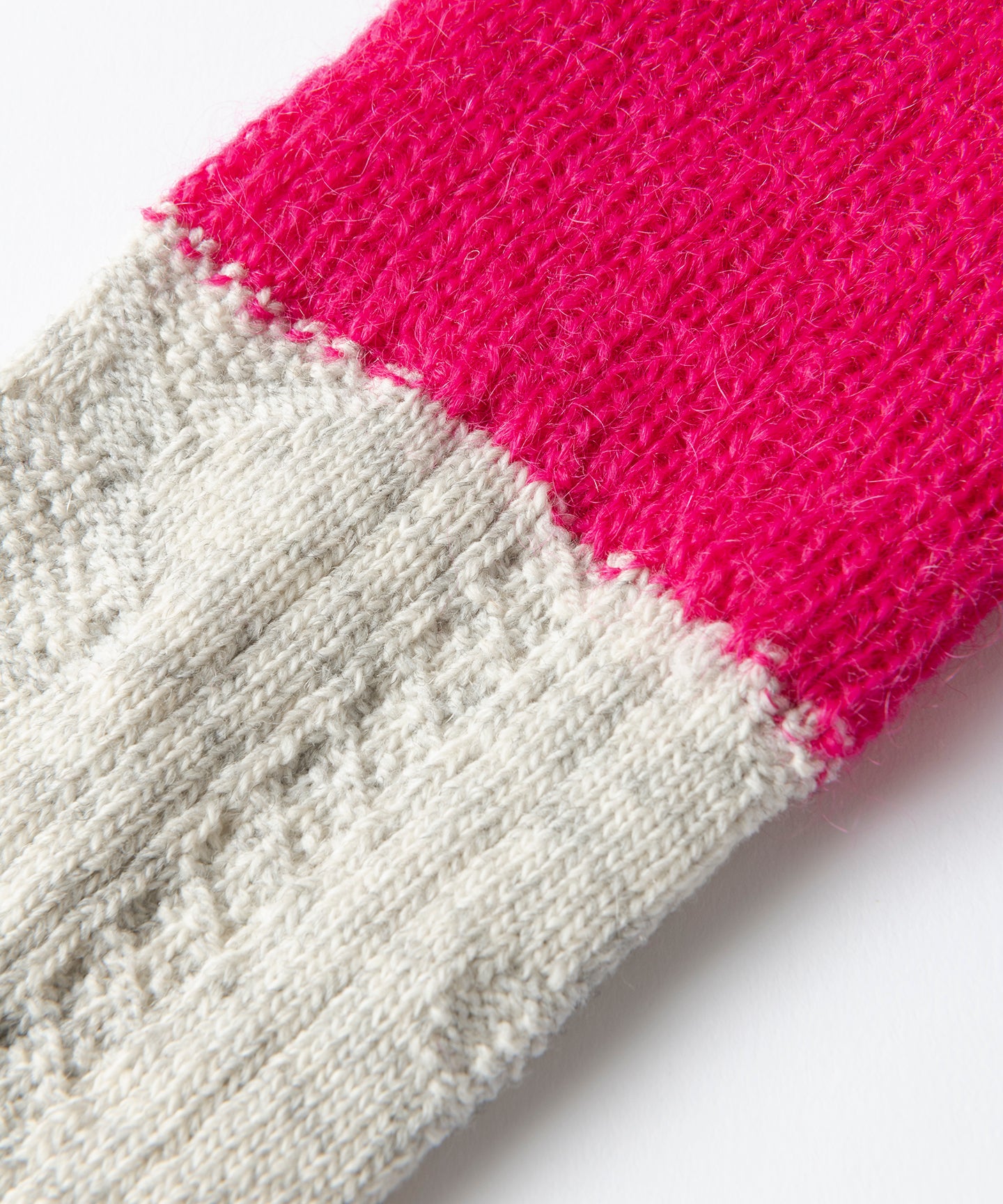 CABLE SOCKS